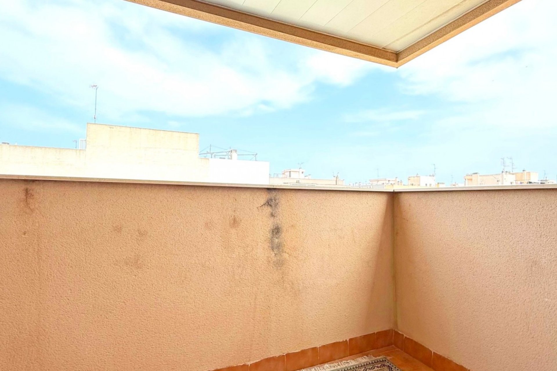 Resale - Apartment / Flat * - Torrevieja *