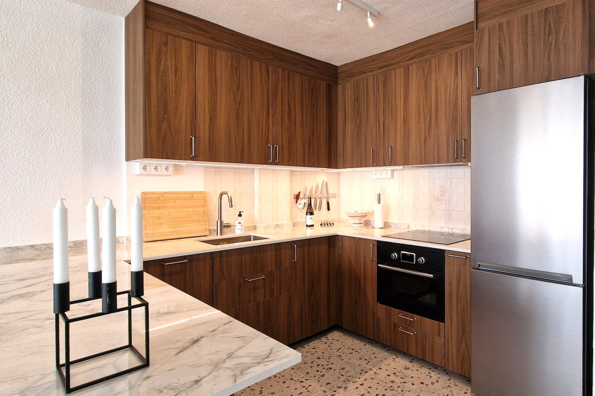 Resale - Apartment / Flat * - Torrevieja *