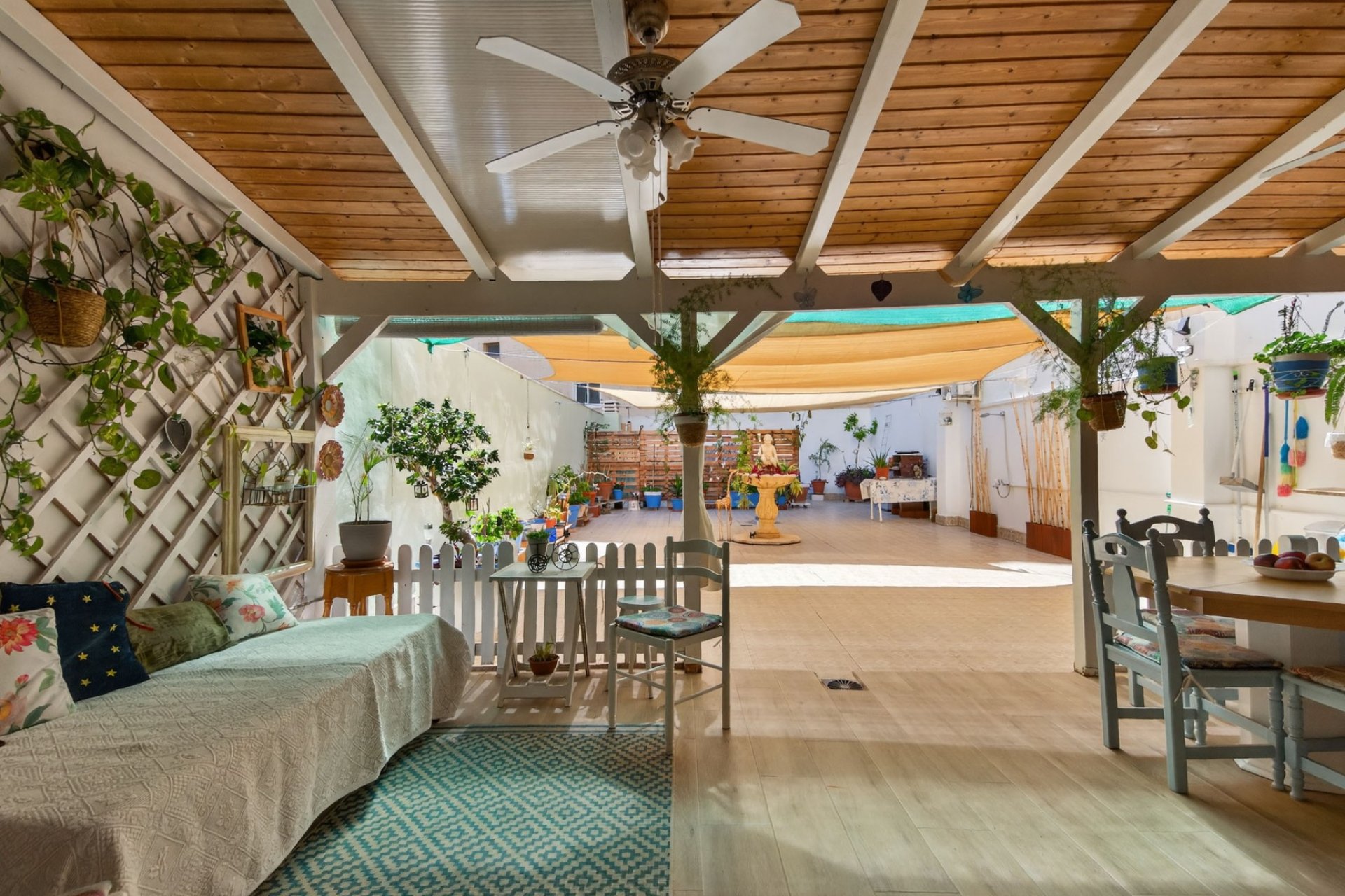 Resale - Apartment / Flat * - Torrevieja *