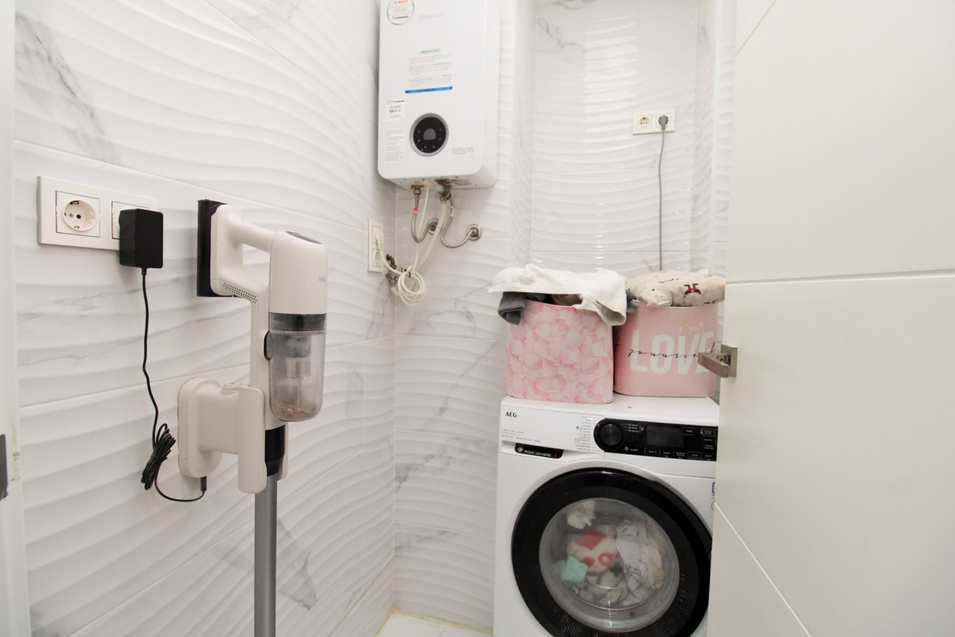 Resale - Apartment / Flat * - Torrevieja *