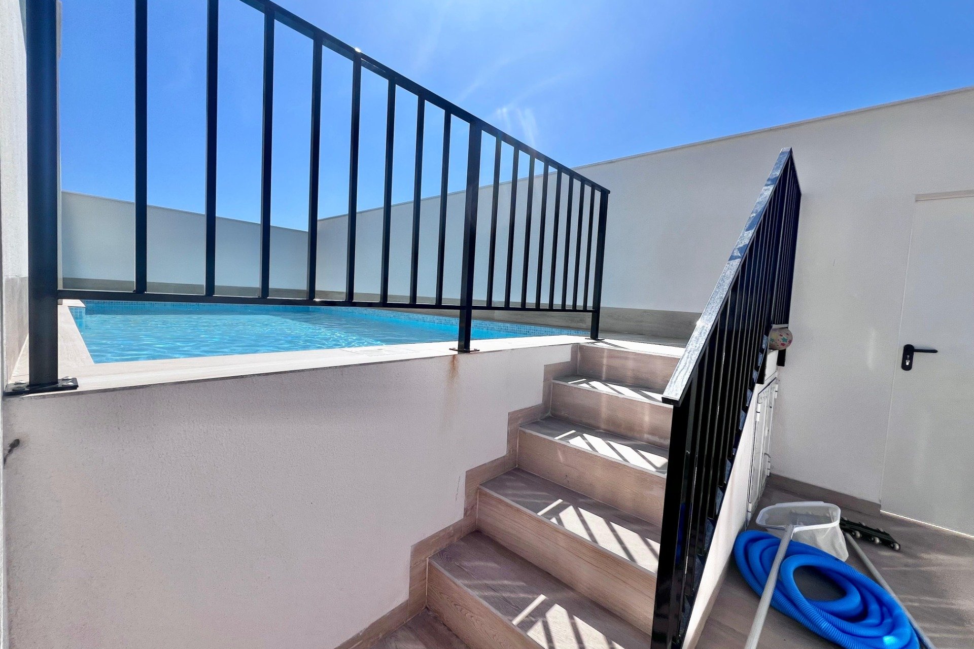 Resale - Apartment / Flat * - Torrevieja *