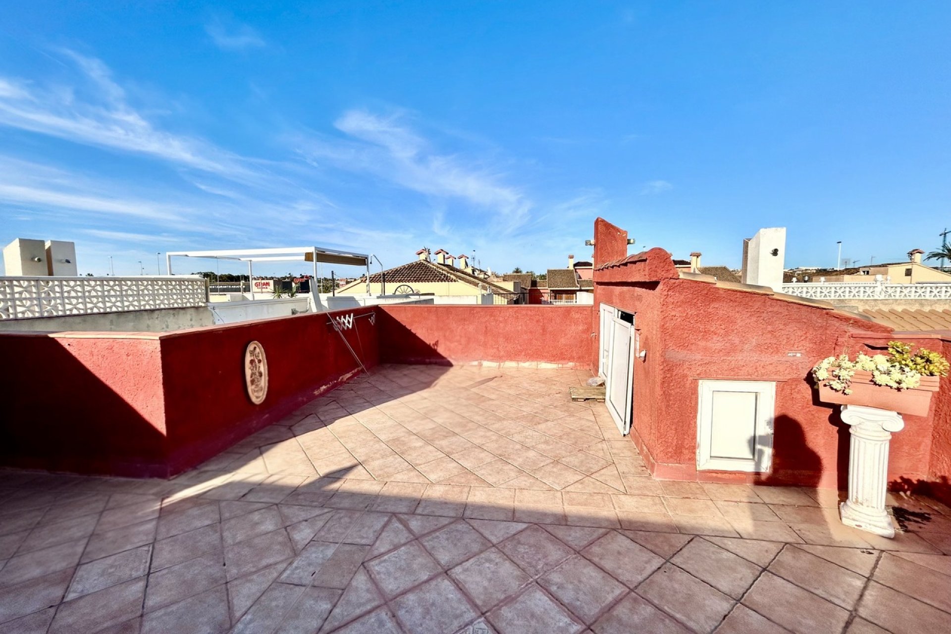 Resale - Apartment / Flat * - Torrevieja *