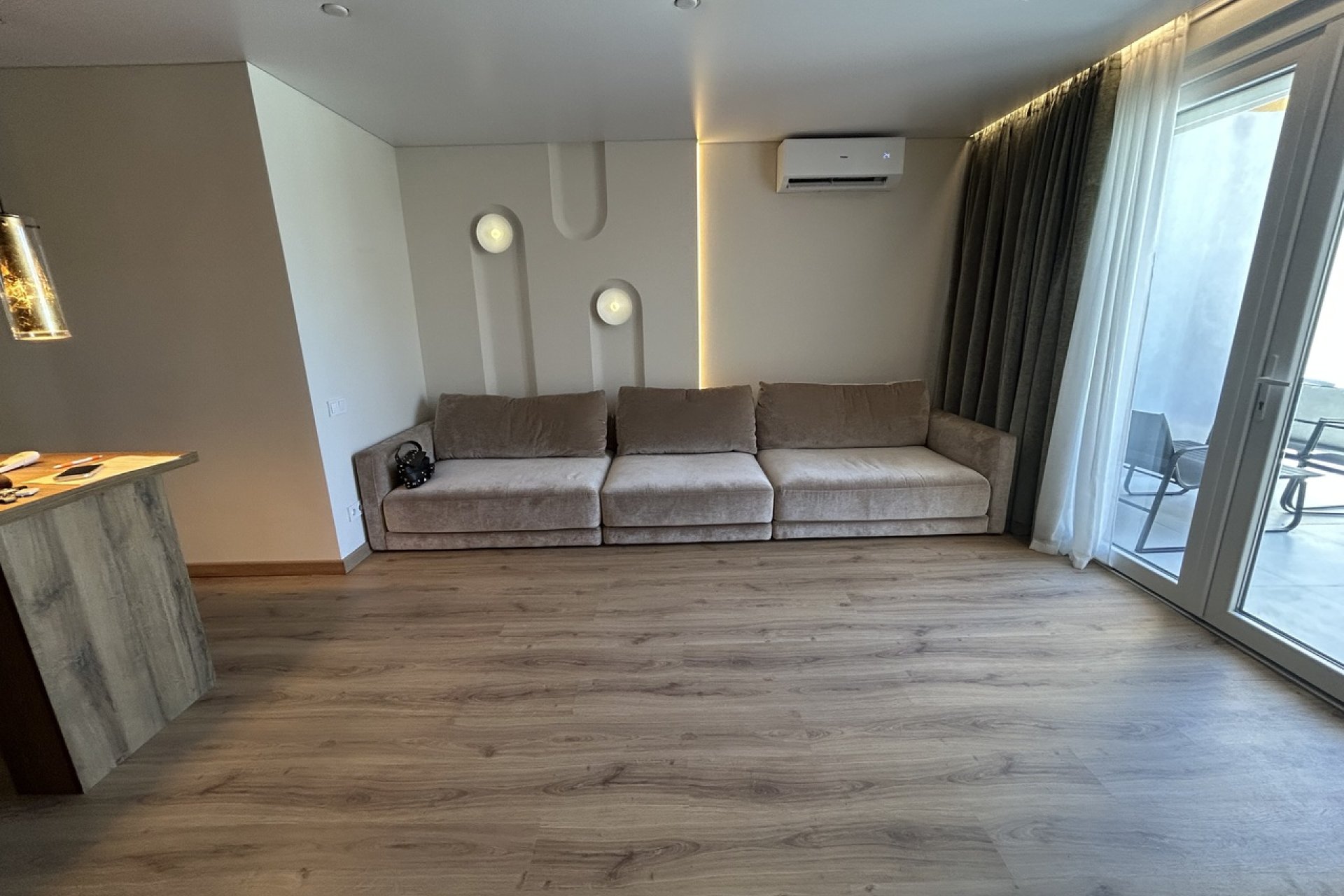 Resale - Apartment / Flat * - Torrevieja *