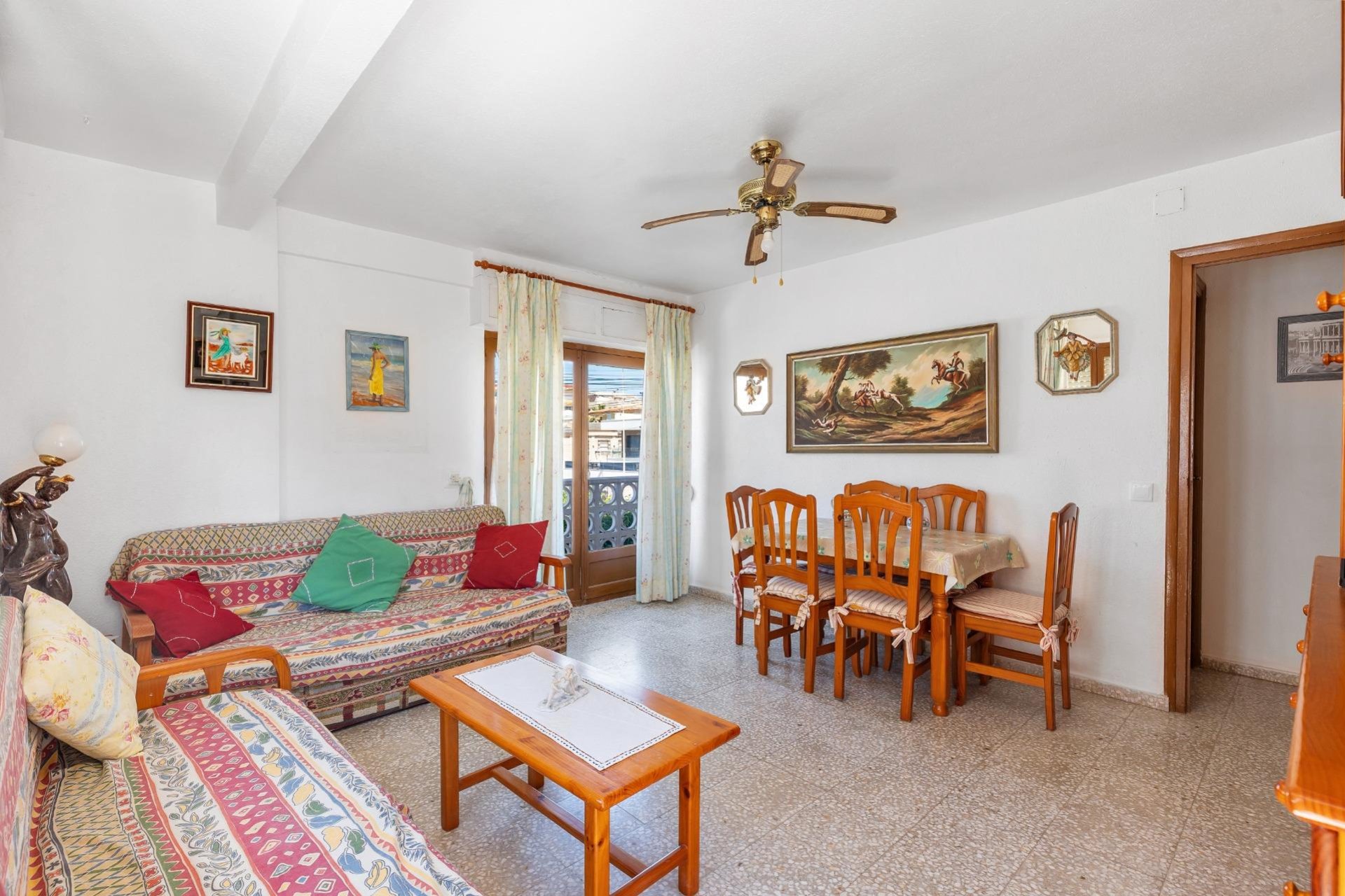 Resale - Apartment / Flat * - Torrevieja *