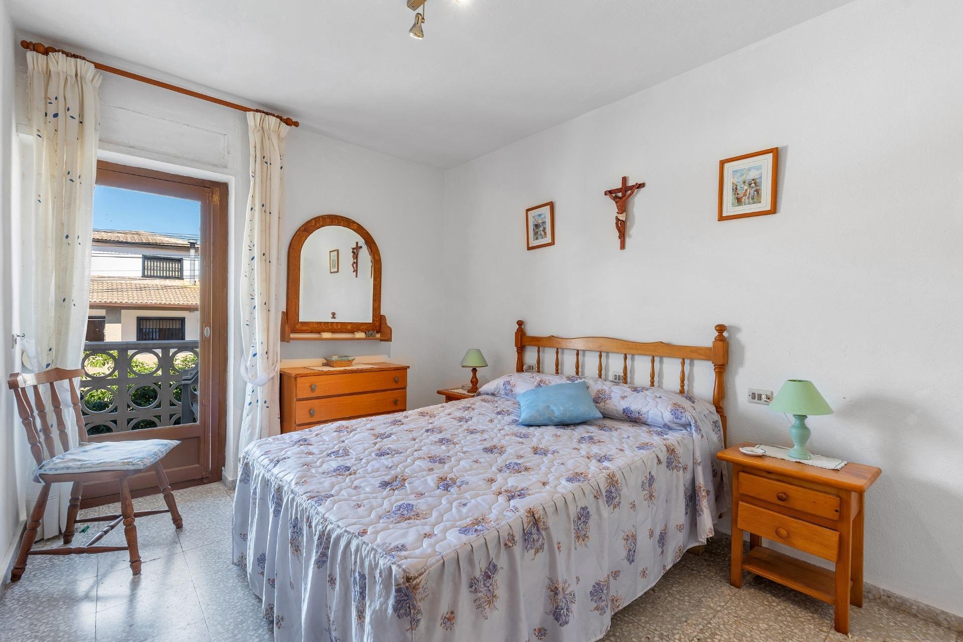 Resale - Apartment / Flat * - Torrevieja *