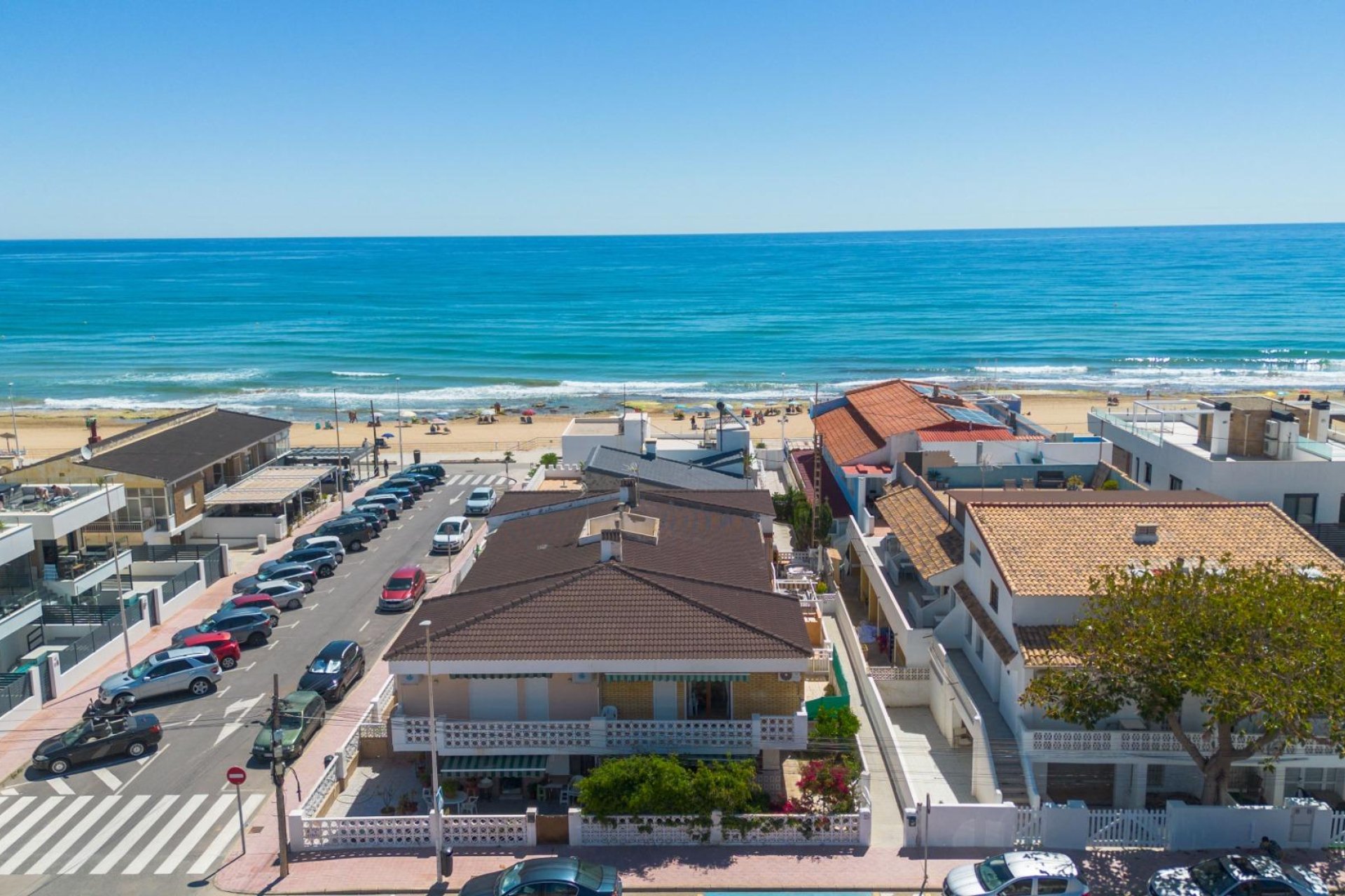 Resale - Apartment / Flat * - Torrevieja *