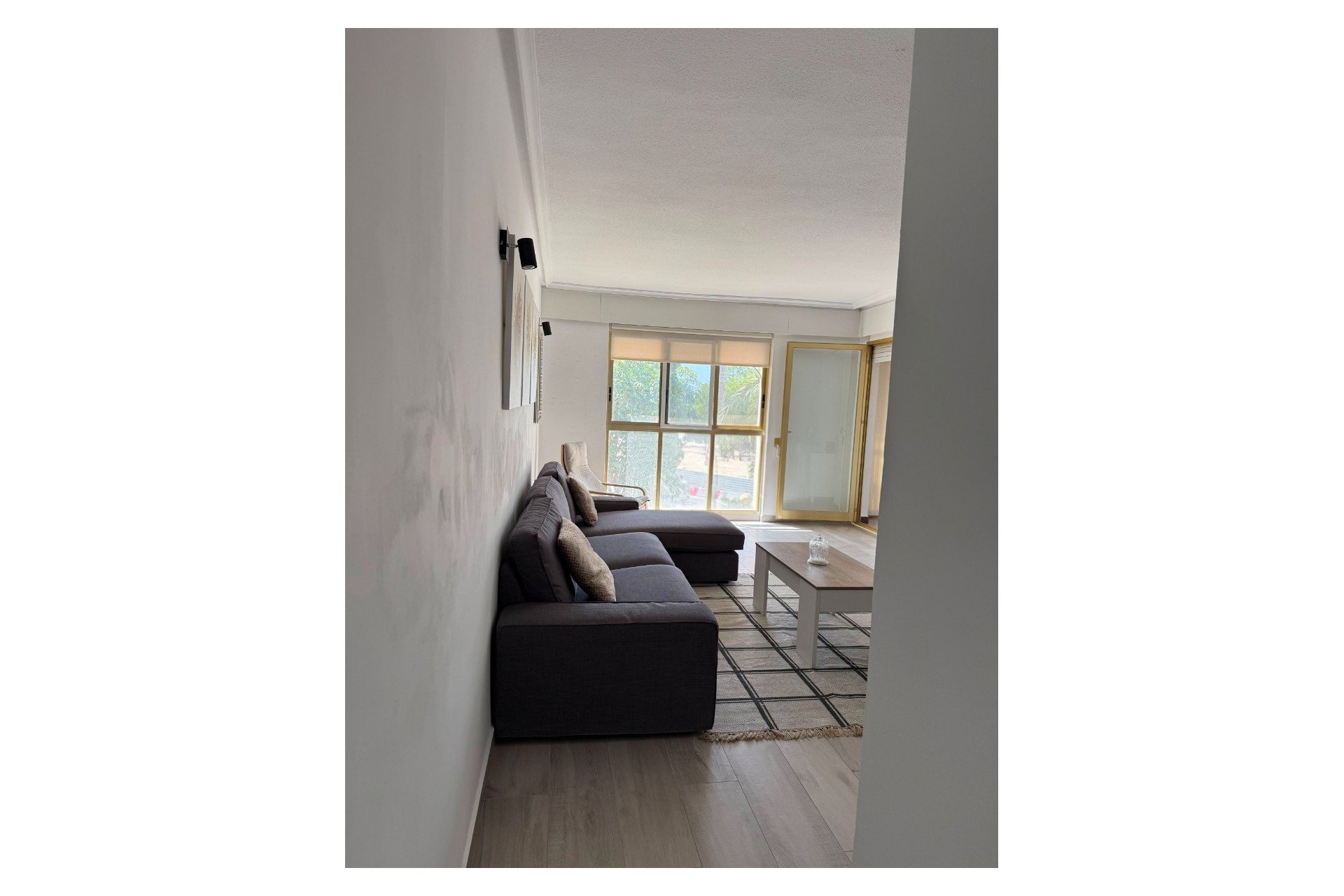Resale - Apartment / Flat * - Torrevieja *