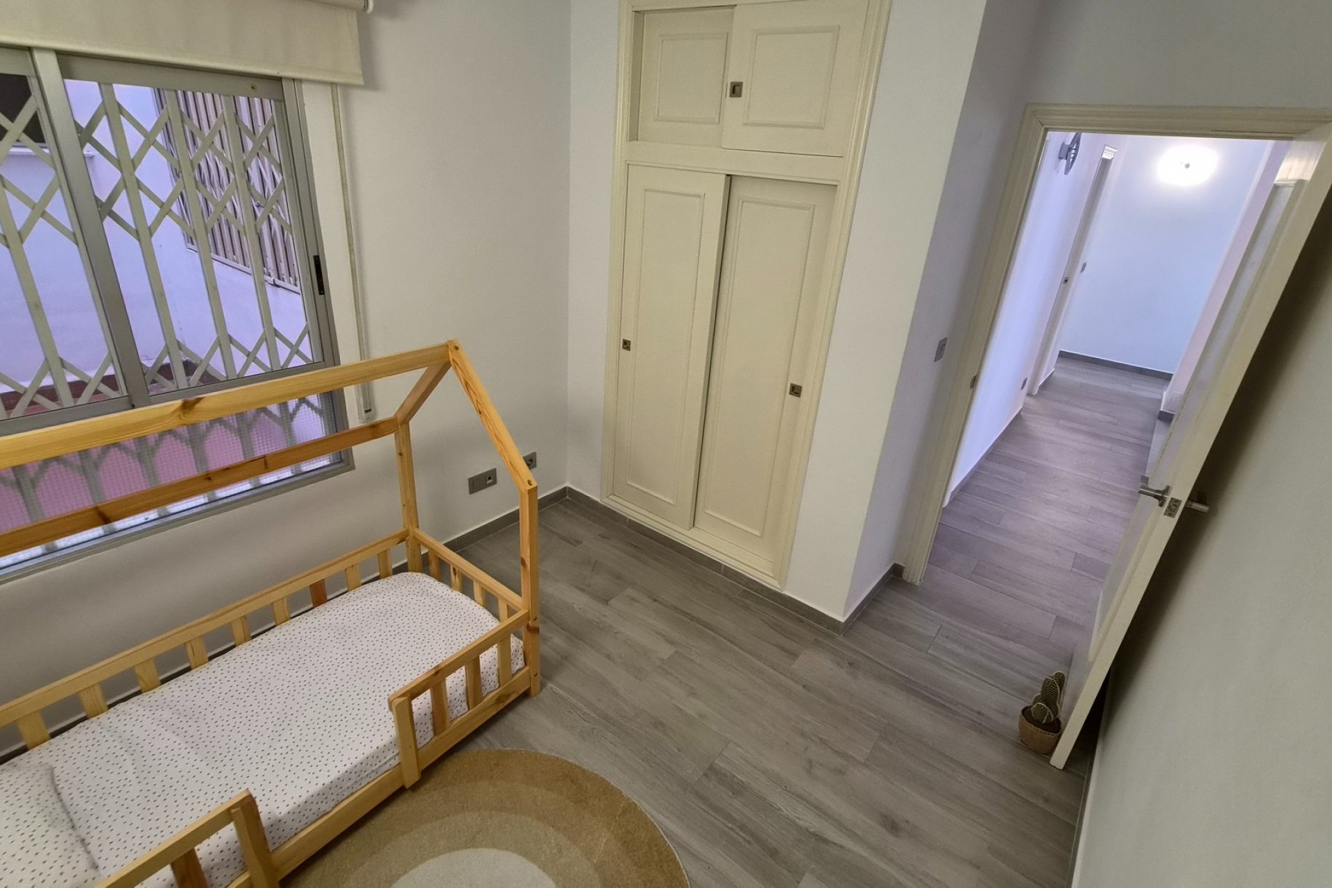 Resale - Apartment / Flat * - Torrevieja *