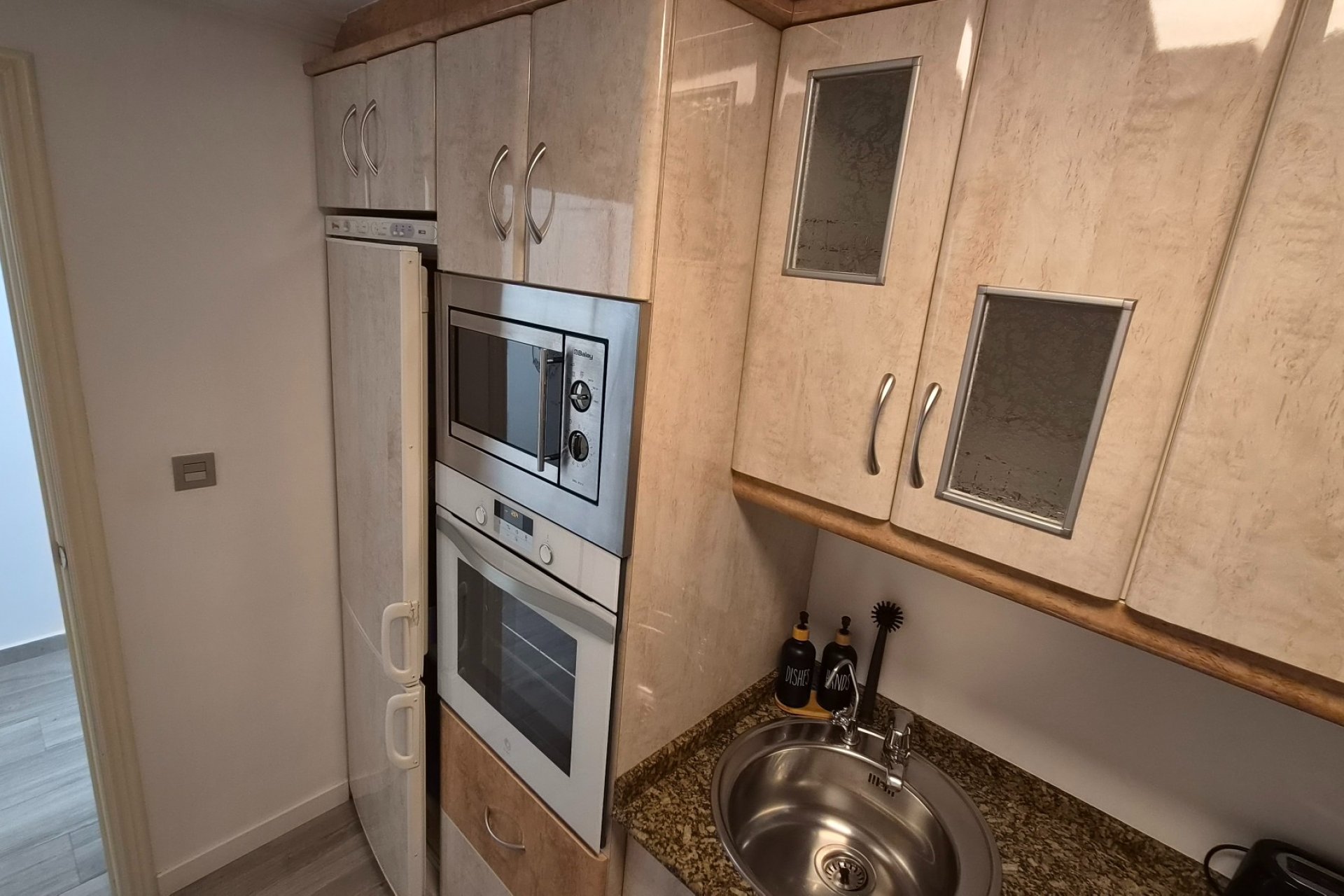 Resale - Apartment / Flat * - Torrevieja *