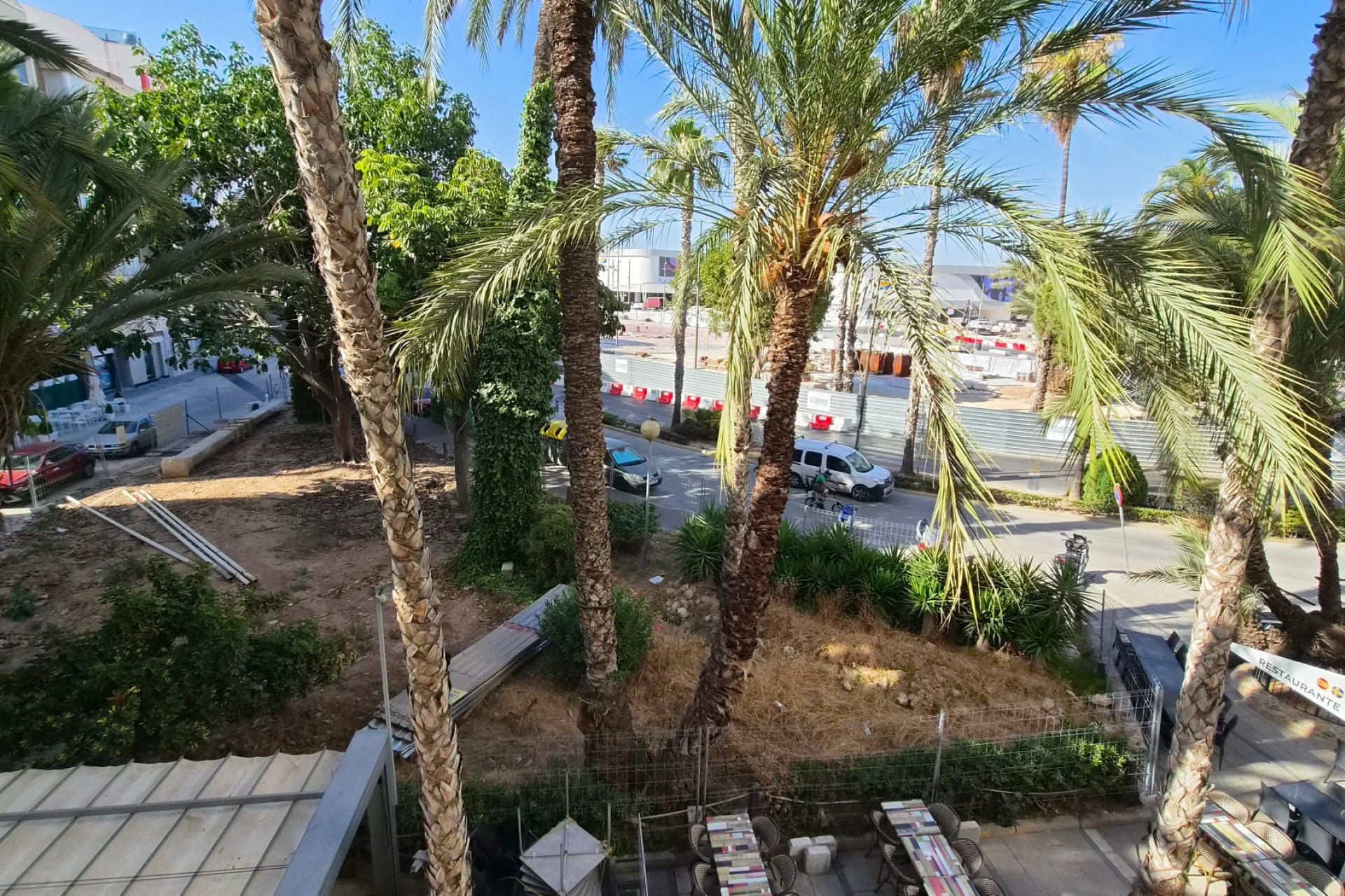 Resale - Apartment / Flat * - Torrevieja *
