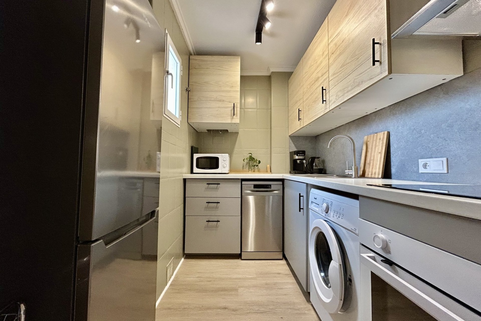 Resale - Apartment / Flat * - Torrevieja *