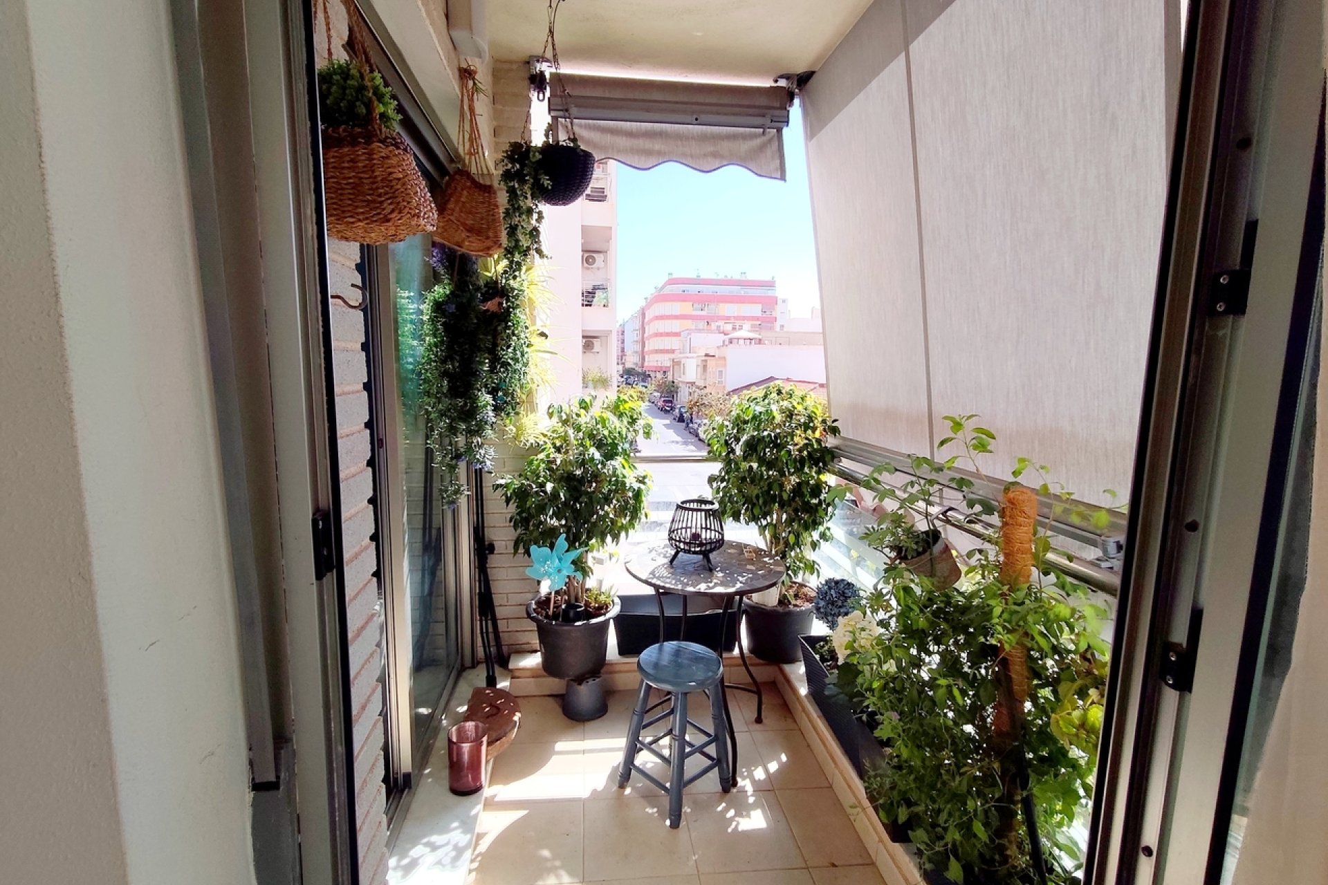 Resale - Apartment / Flat * - Torrevieja *