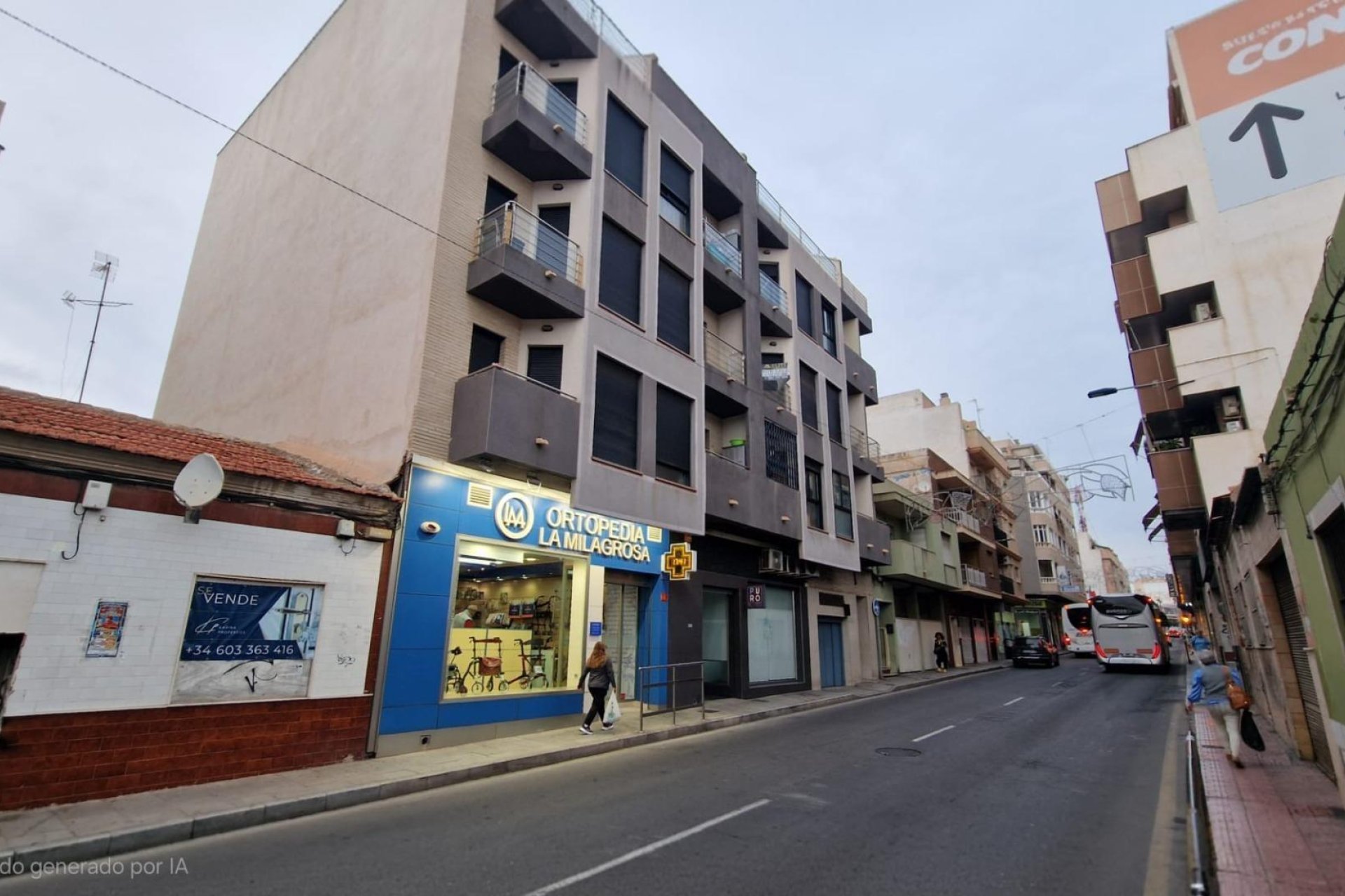 Resale - Apartment / Flat * - Torrevieja *