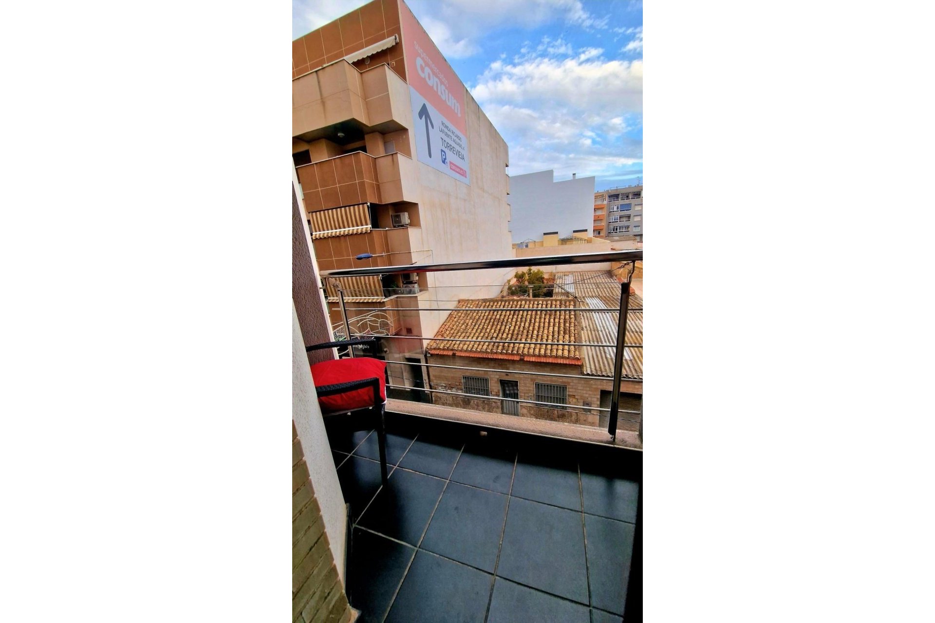 Resale - Apartment / Flat * - Torrevieja *