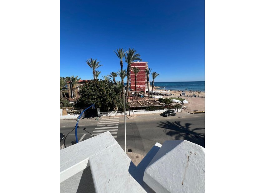 Resale - Apartment / Flat * - Torrevieja *