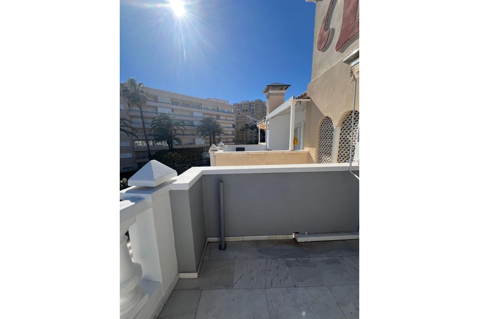 Resale - Apartment / Flat * - Torrevieja *