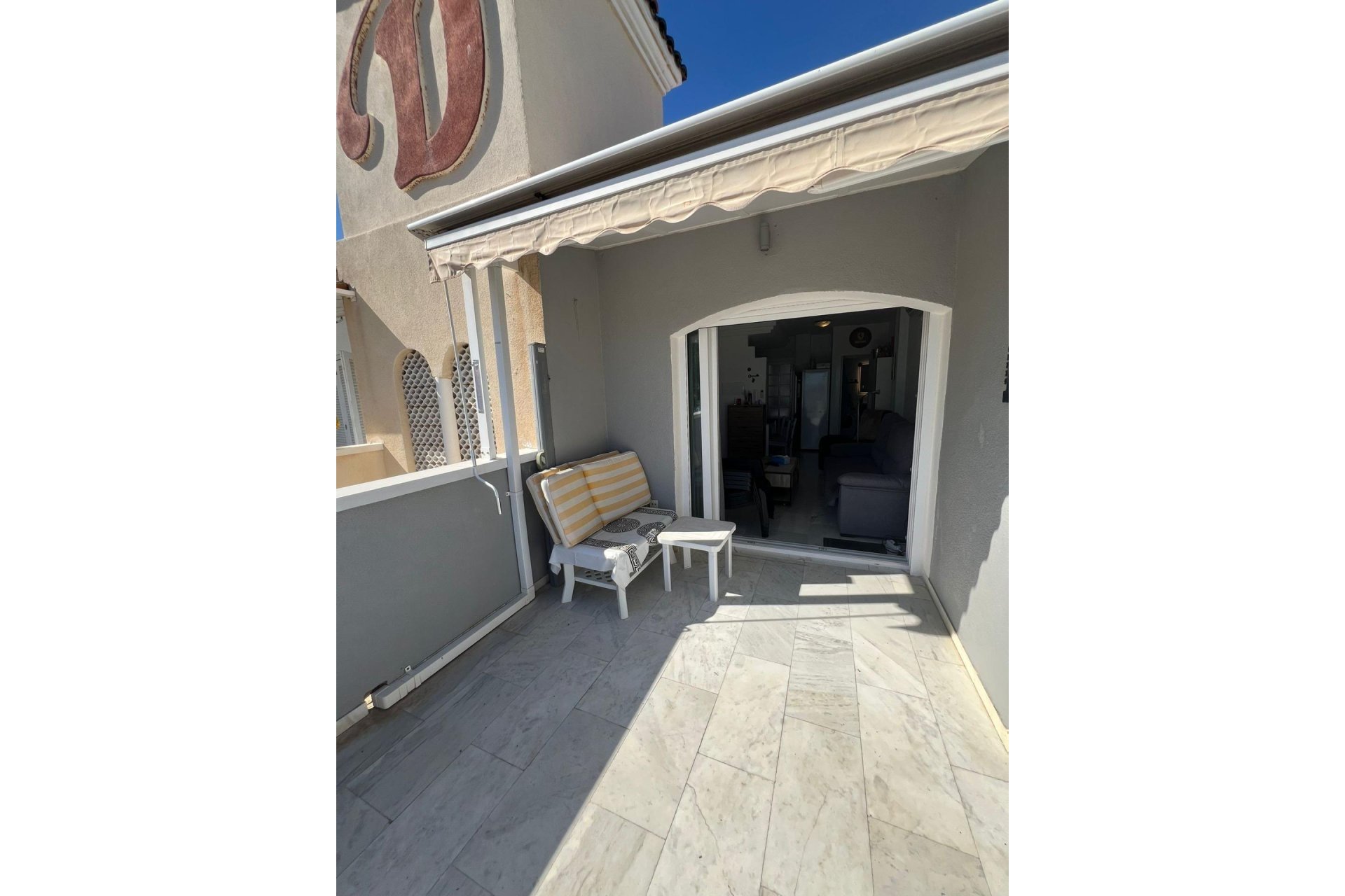 Resale - Apartment / Flat * - Torrevieja *