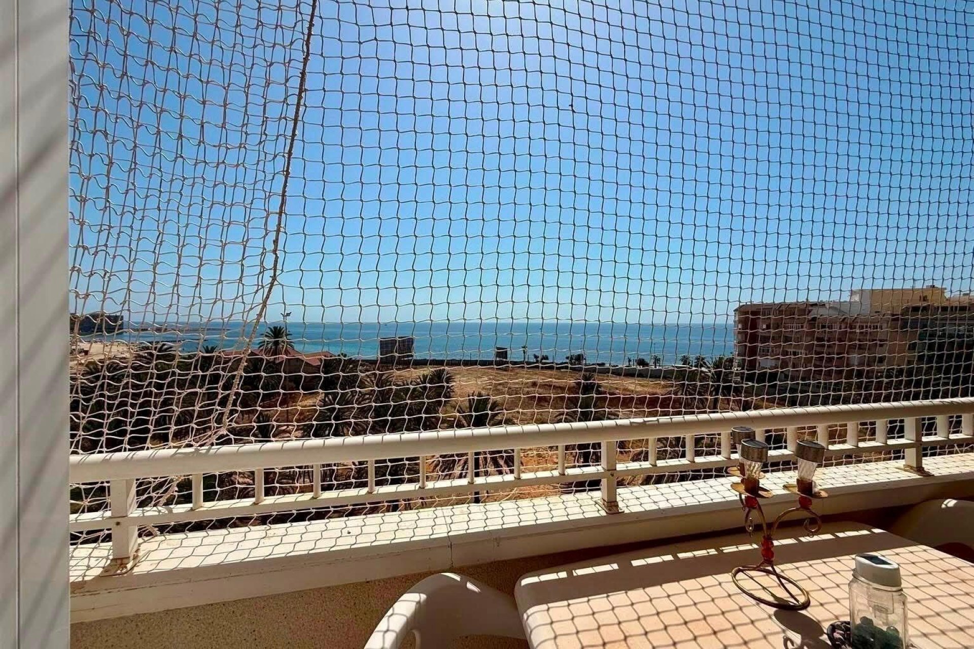 Resale - Apartment / Flat * - Torrevieja *