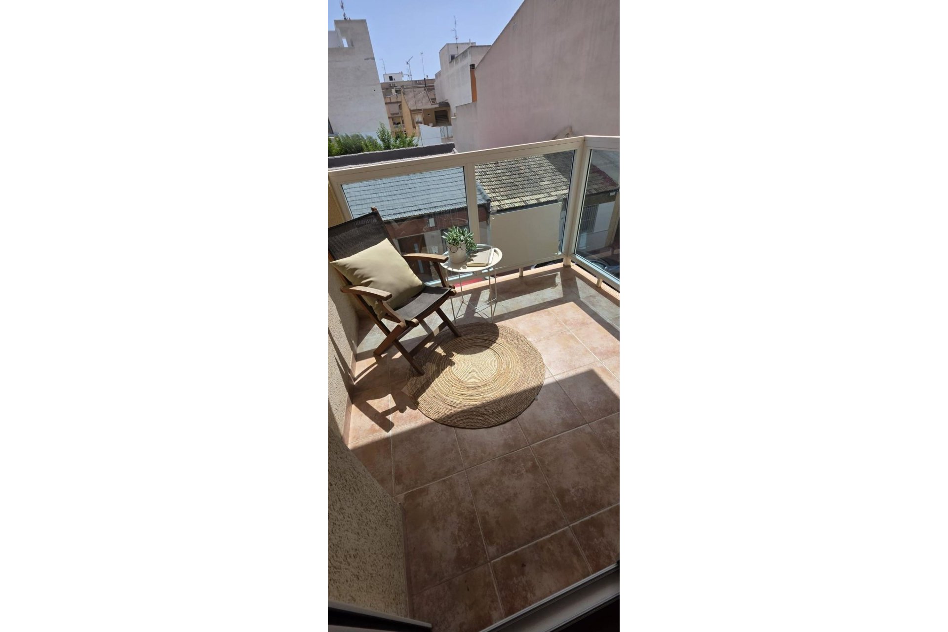Resale - Apartment / Flat * - Torrevieja *