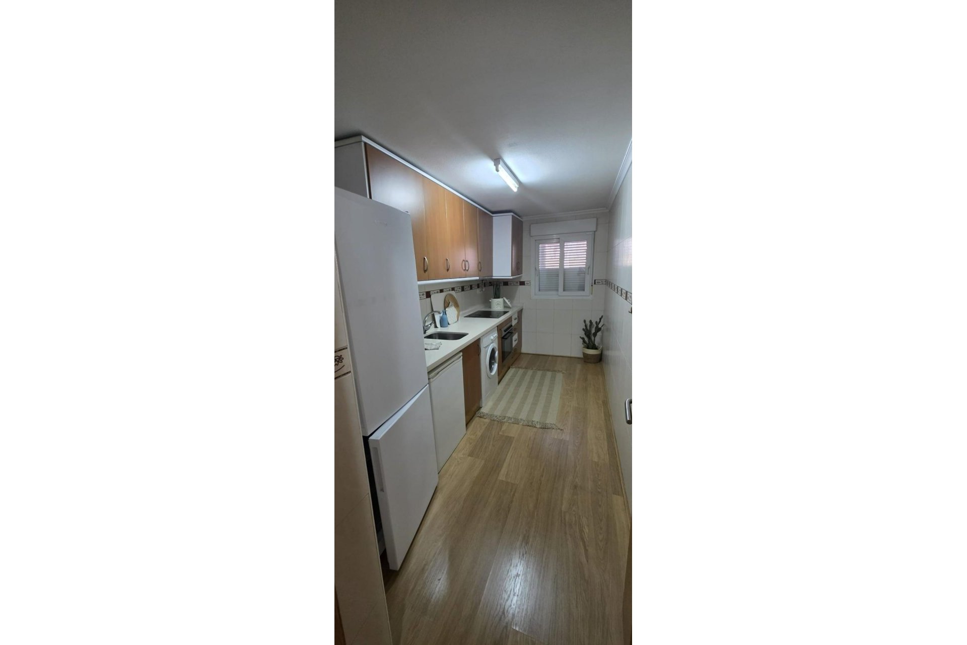 Resale - Apartment / Flat * - Torrevieja *