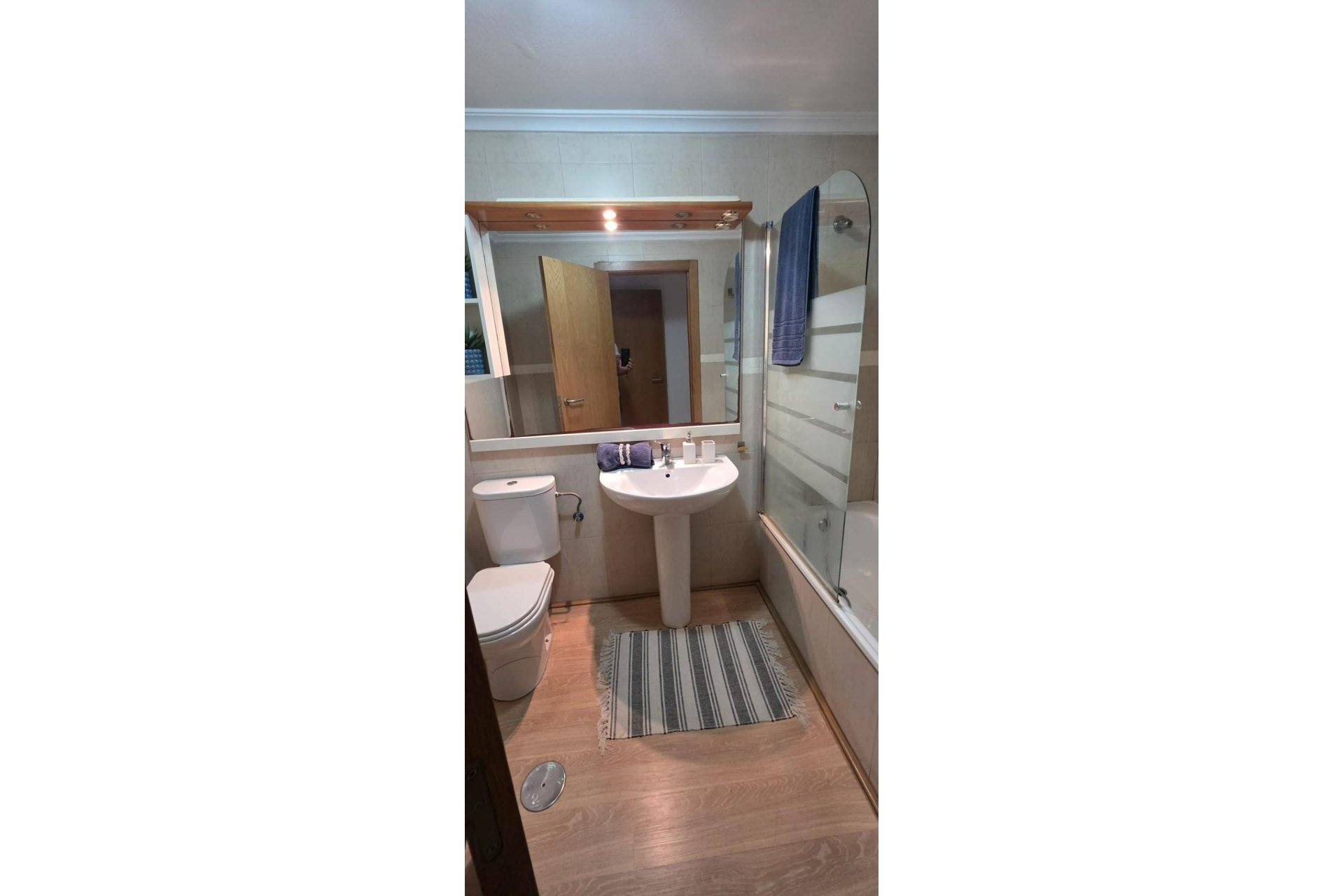 Resale - Apartment / Flat * - Torrevieja *