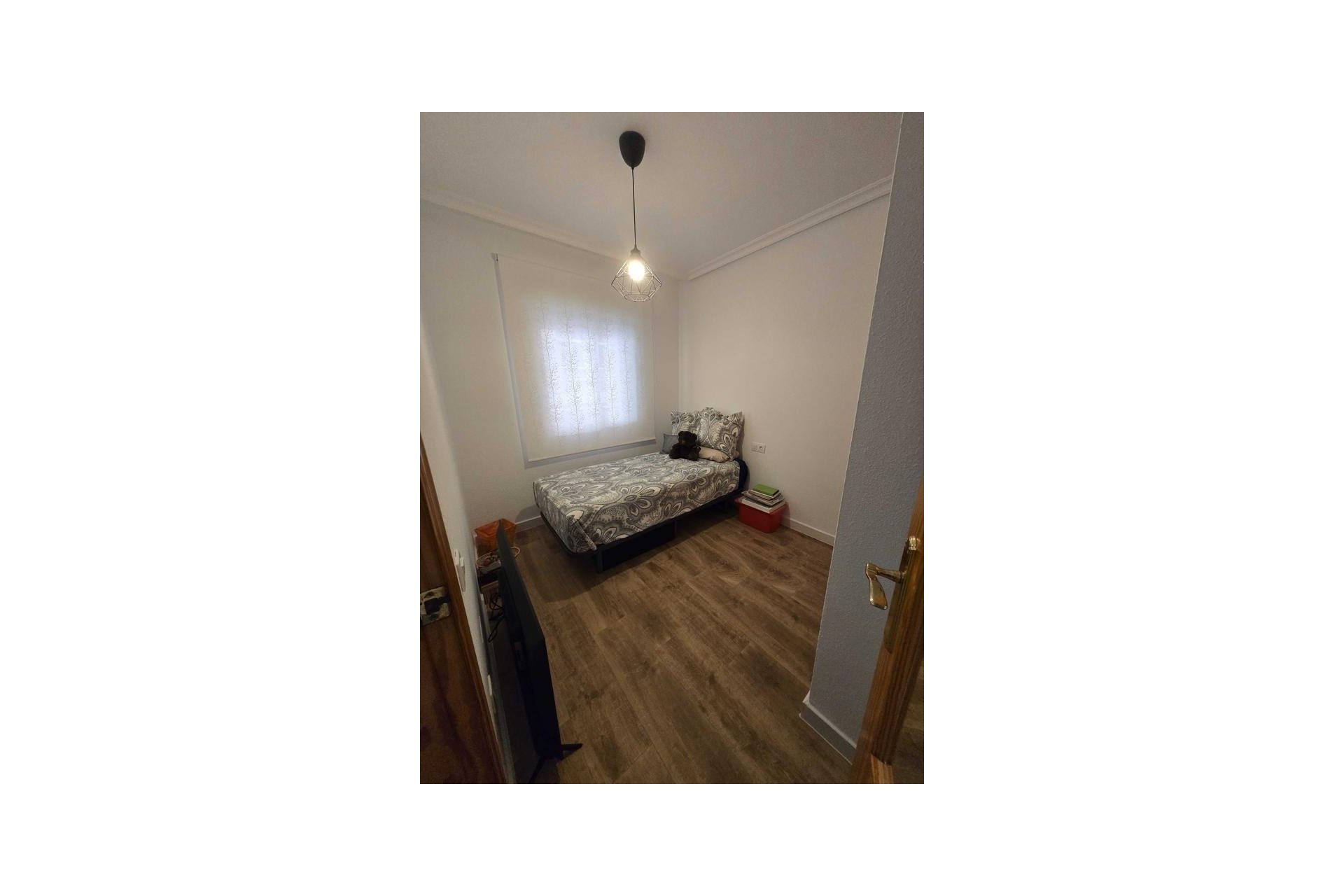 Resale - Apartment / Flat * - Torrevieja *