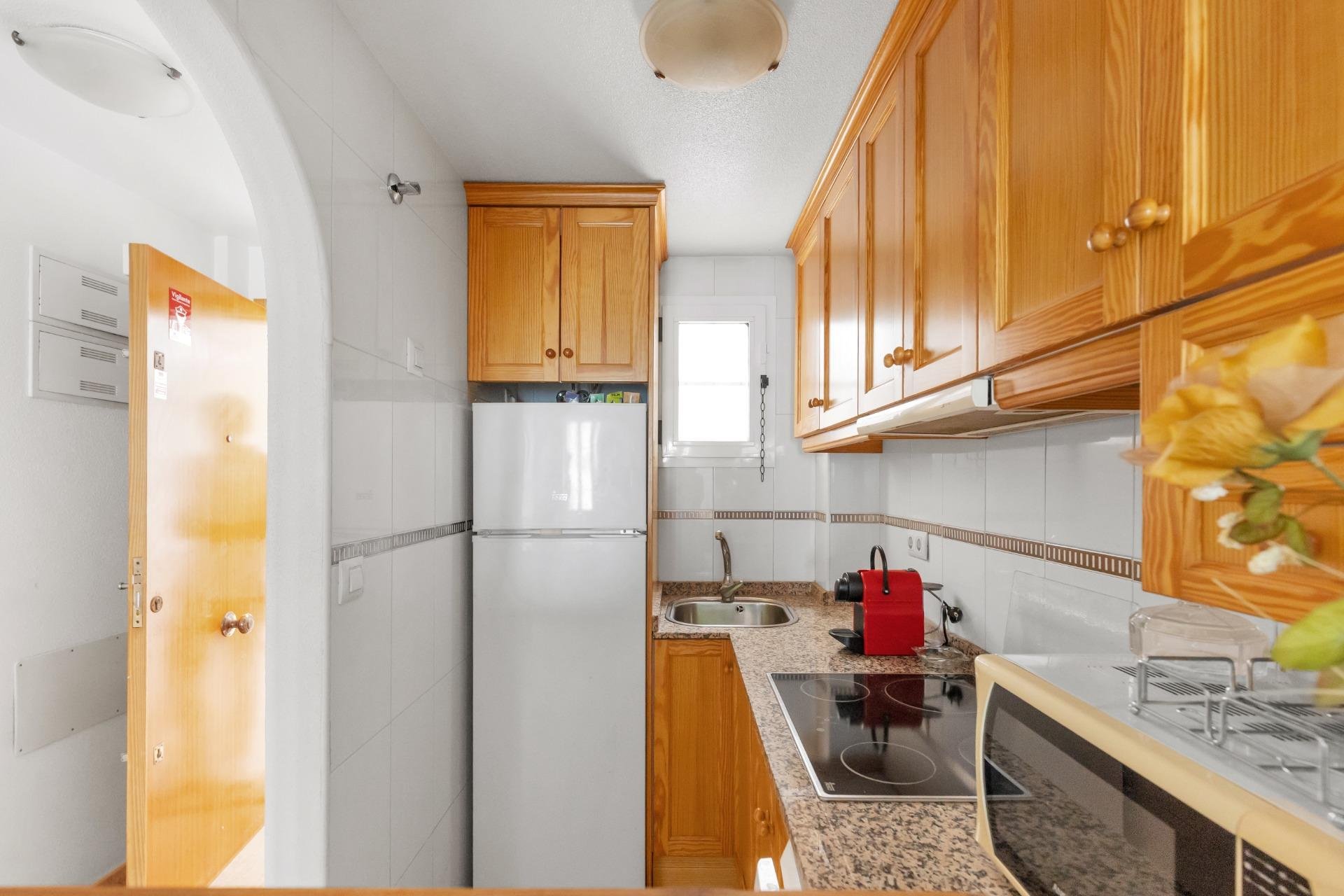 Resale - Apartment / Flat * - Torrevieja *