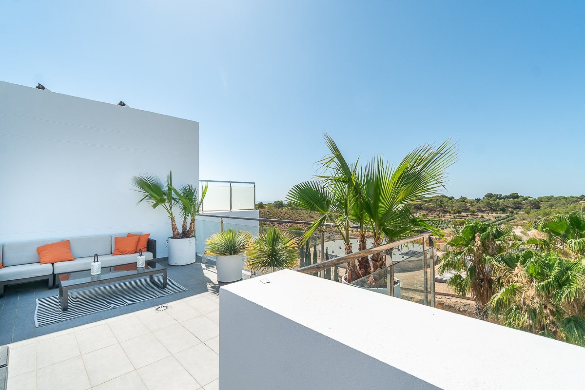 Resale - Apartment / Flat * - Villamartin * - La fuente *