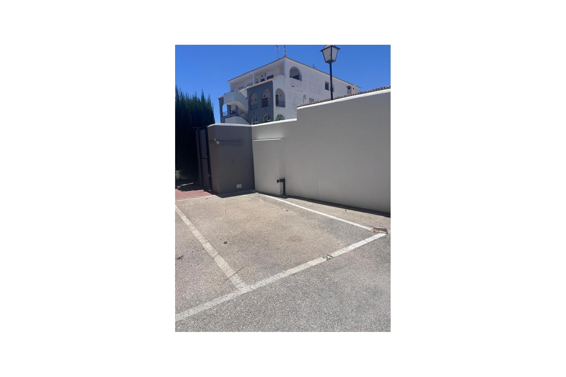 Resale - Apartment / Flat * - Villamartin * - La fuente *