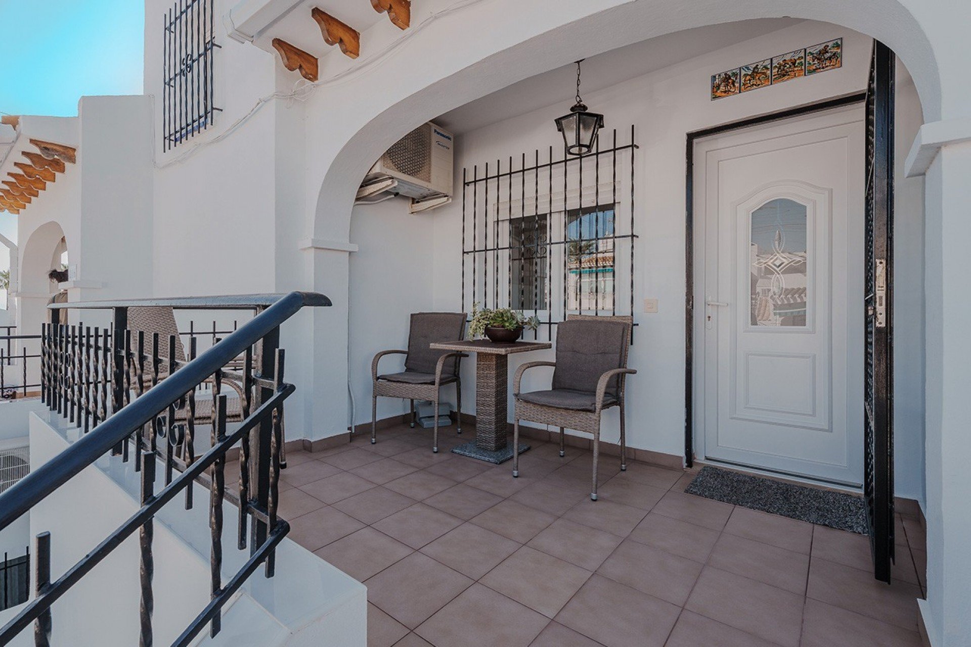 Resale - Apartment / Flat * - Villamartin * - Las Filipinas *