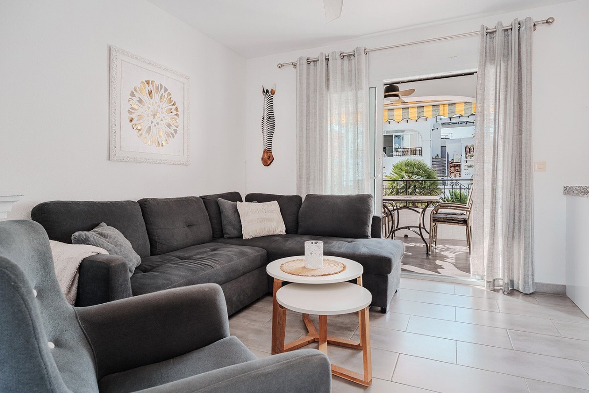 Resale - Apartment / Flat * - Villamartin * - Las Filipinas *