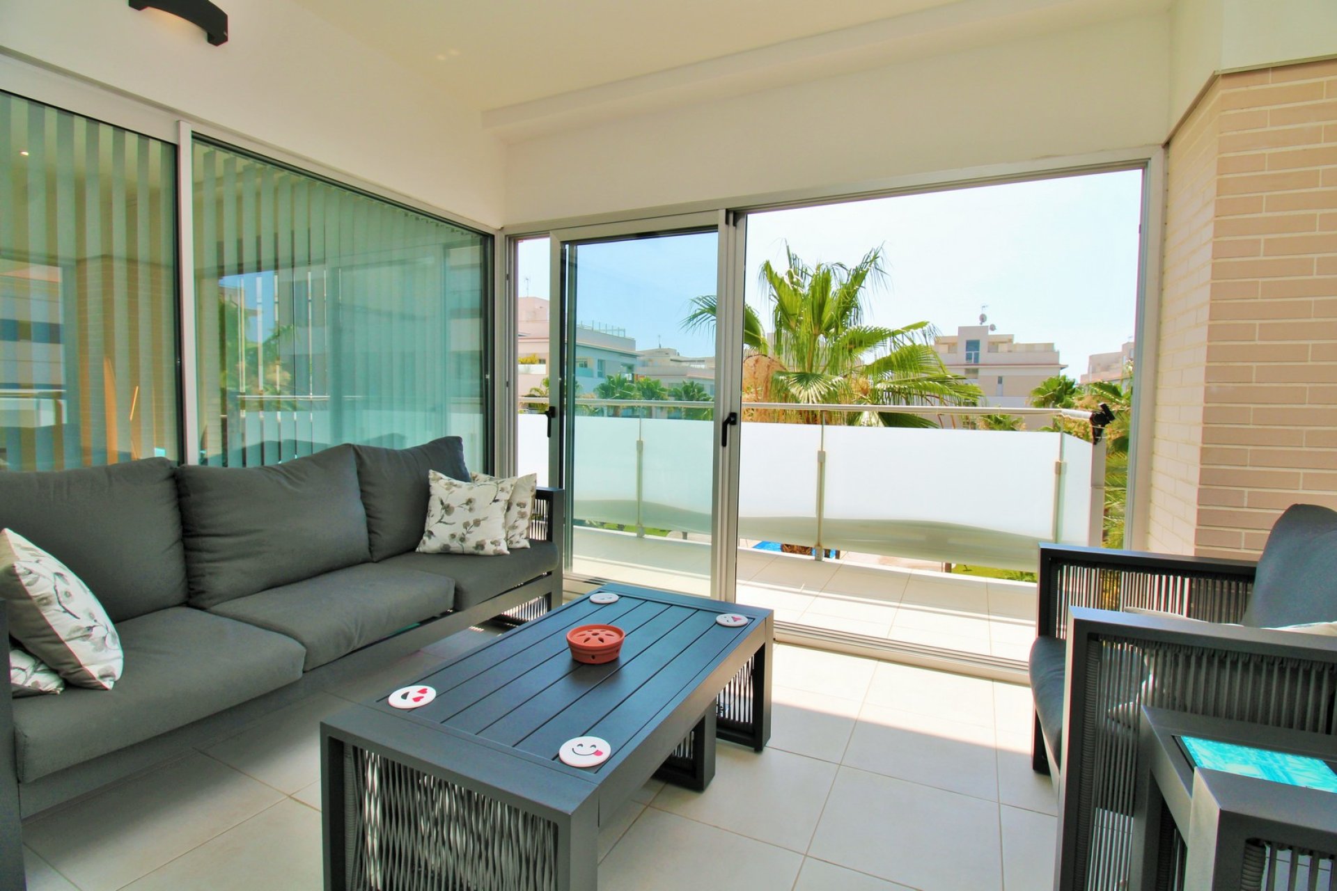 Resale - Apartment / Flat * - Villamartin * - Los Dolses *