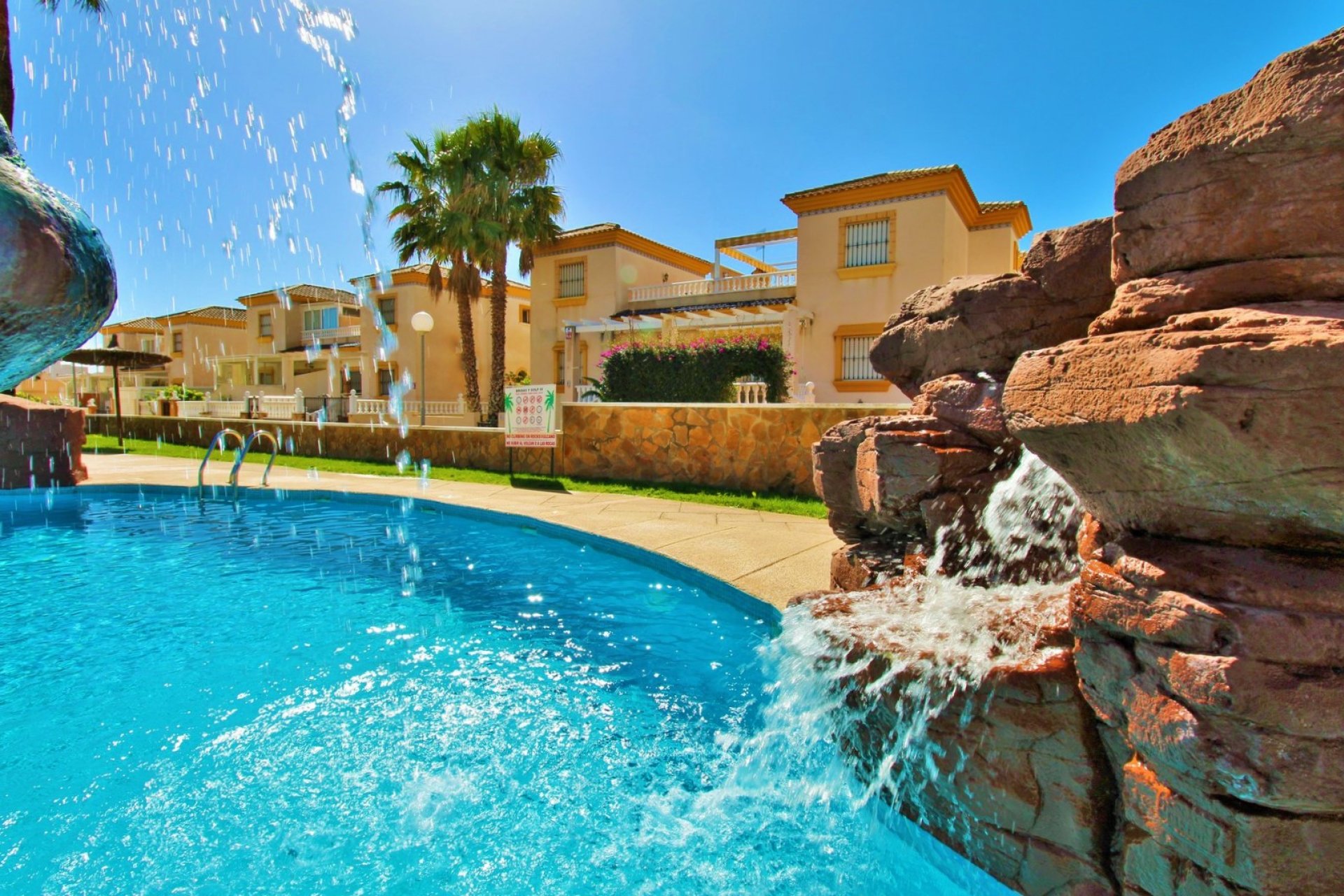 Resale - Apartment / Flat * - Villamartin * - Los Dolses *