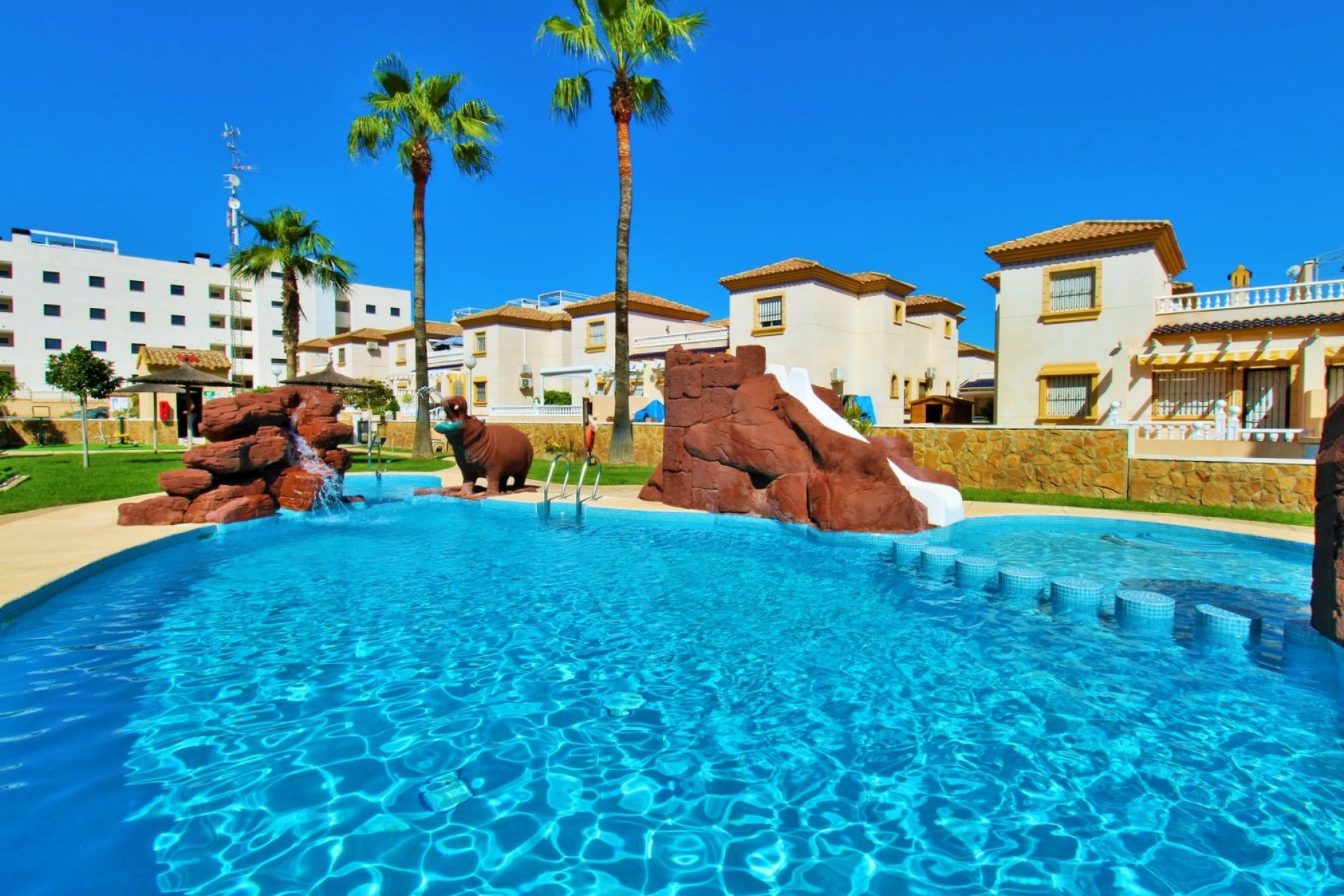 Resale - Apartment / Flat * - Villamartin * - Los Dolses *