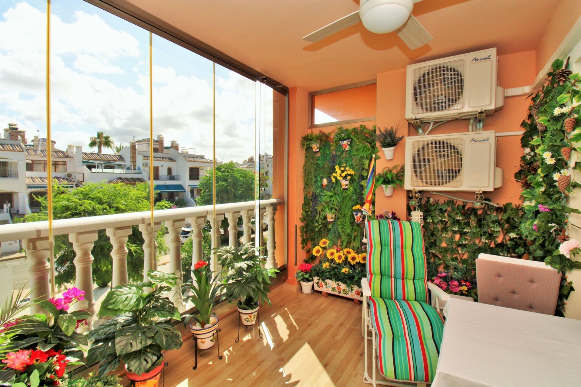 Resale - Apartment / Flat * - Villamartin - PAU 8 *