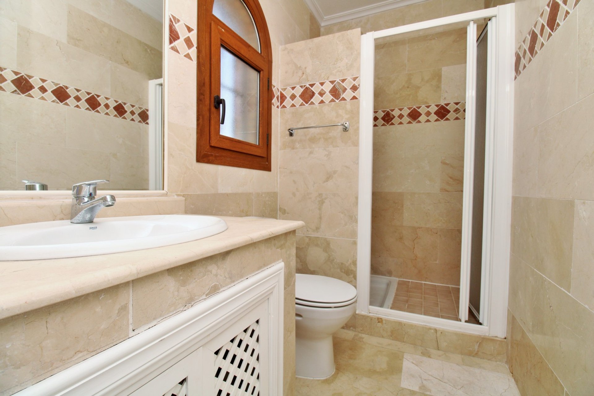 Resale - Apartment / Flat * - Villamartin * - PAU 8 *