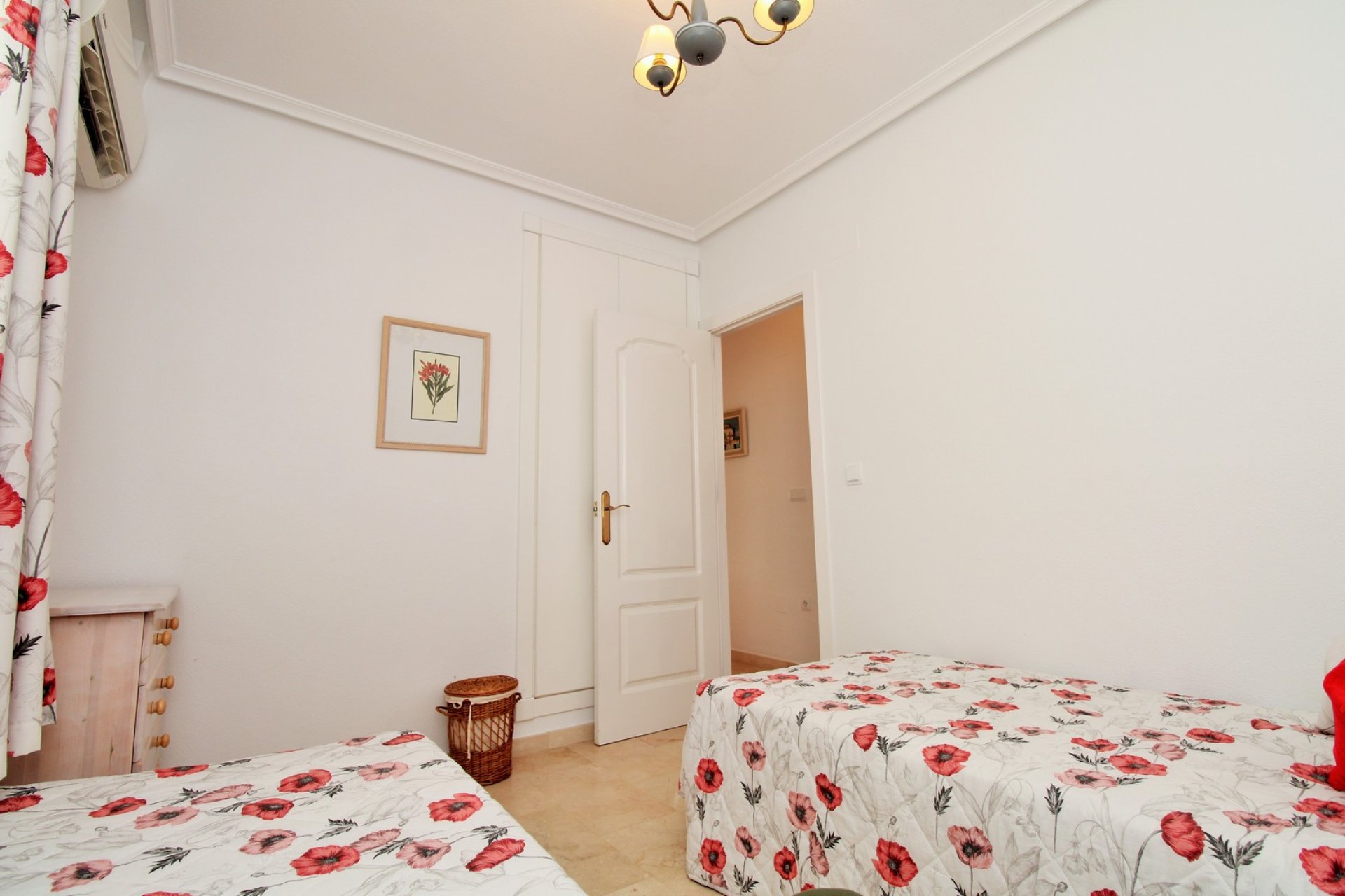Resale - Apartment / Flat * - Villamartin * - PAU 8 *