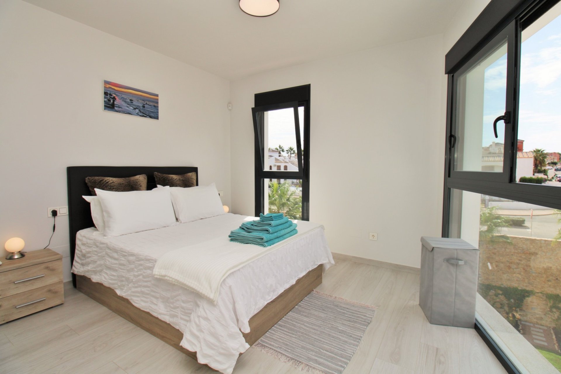 Resale - Apartment / Flat * - Villamartin * - PAU 8 *