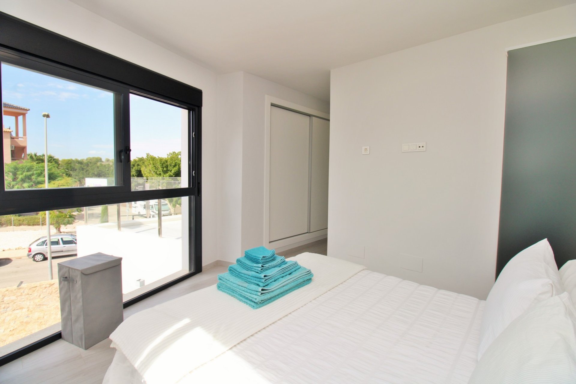 Resale - Apartment / Flat * - Villamartin * - PAU 8 *