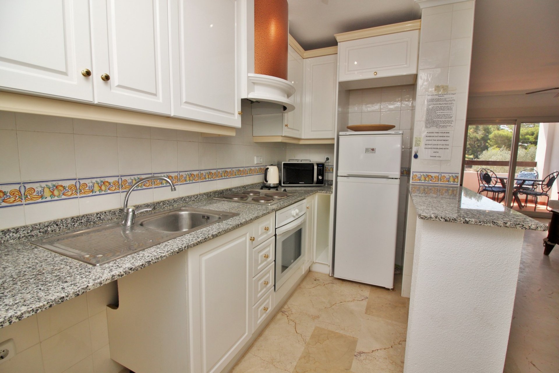 Resale - Apartment / flat - Villamartin - Villamartín