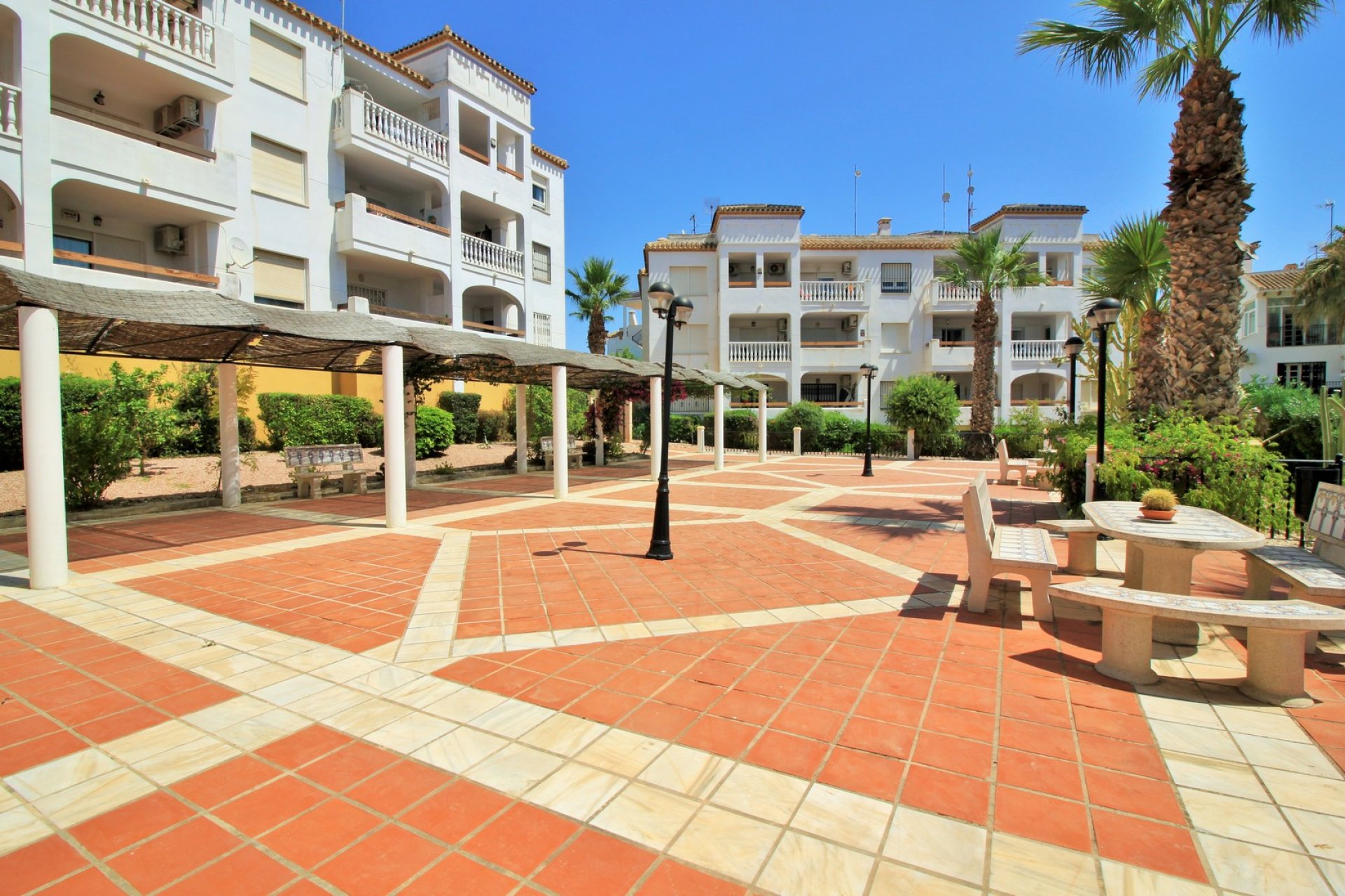 Resale - Apartment / flat - Villamartin - Villamartín