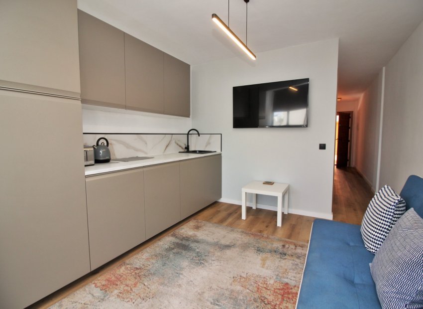 Resale - Apartment / flat - Villamartin - Villamartín