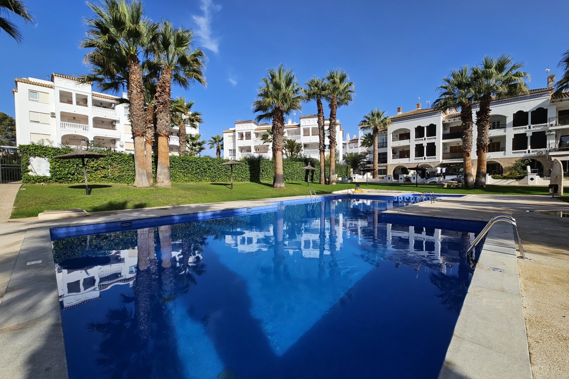 Resale - Apartment / flat - Villamartin - Villamartín