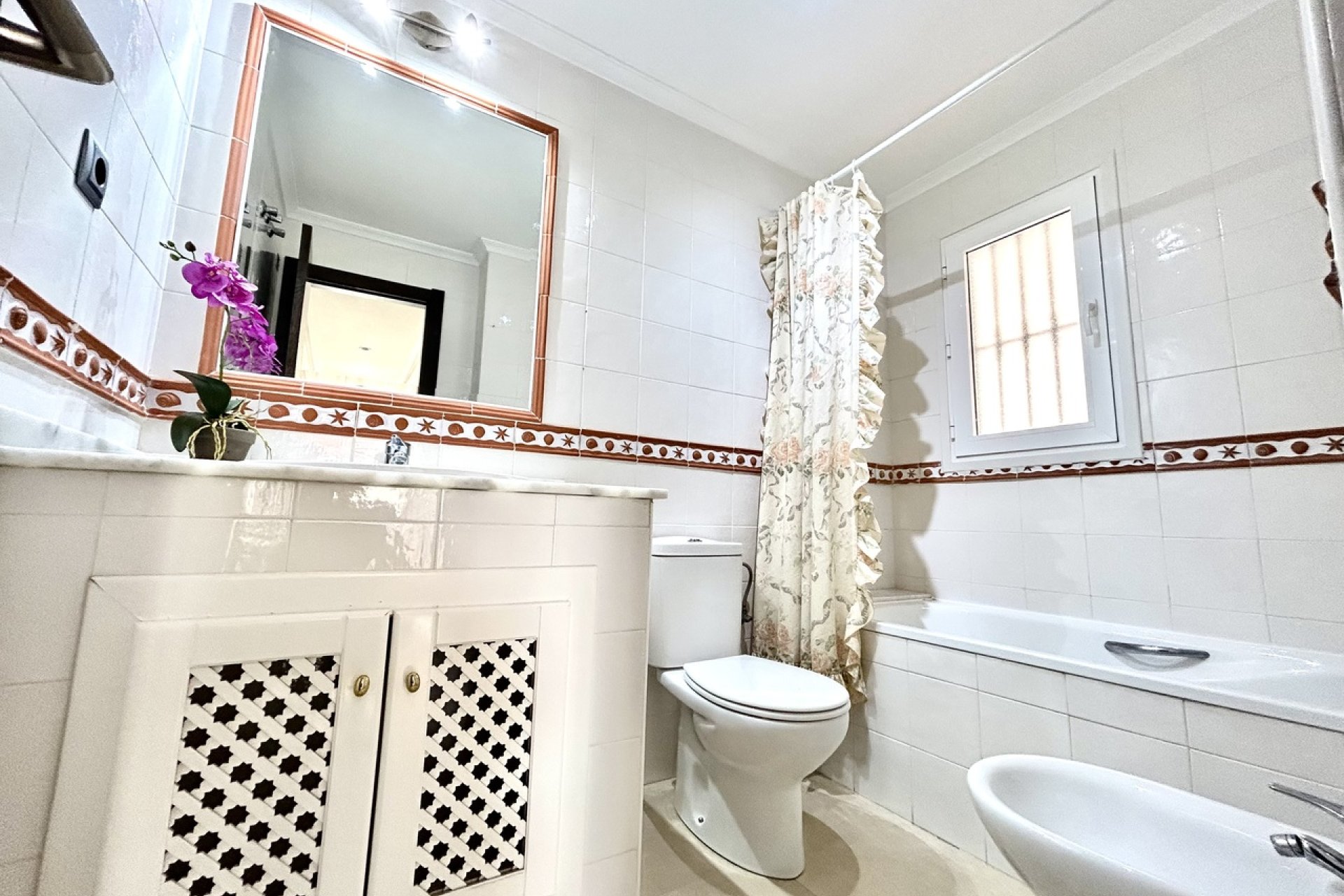 Resale - Apartment / Flat * - Villamartin * - Villamartín * 