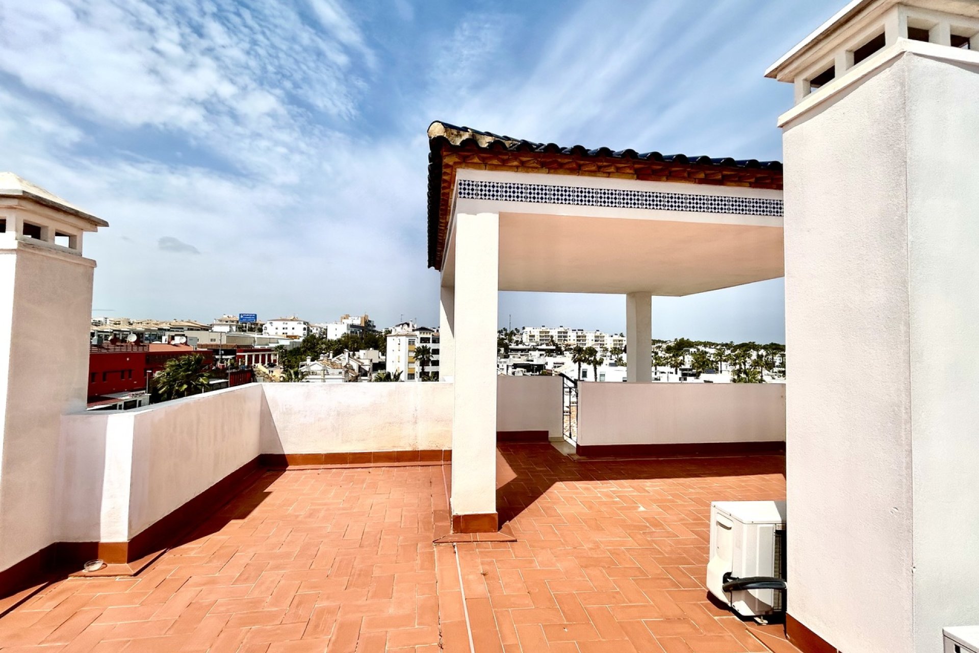 Resale - Apartment / Flat * - Villamartin * - Villamartín * 