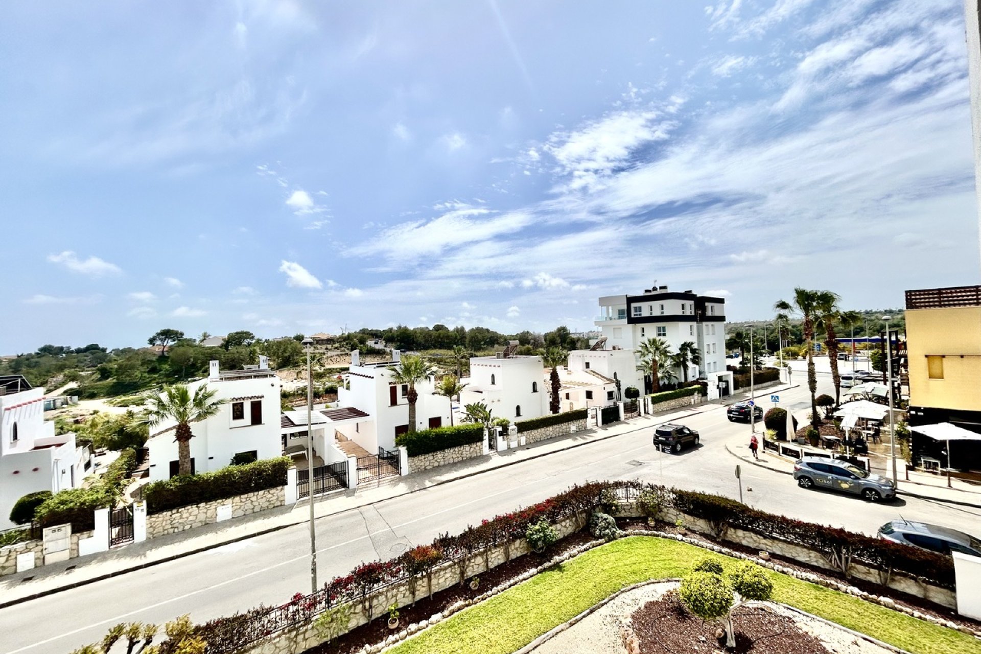 Resale - Apartment / Flat * - Villamartin * - Villamartín * 