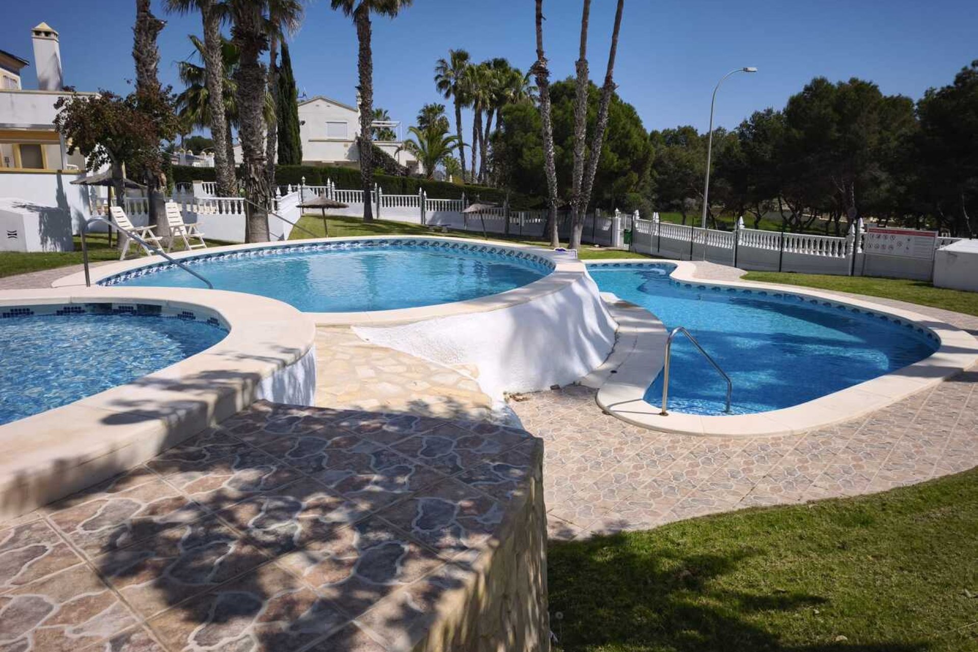 Resale - Apartment / Flat * - Villamartin * - Villamartín * 