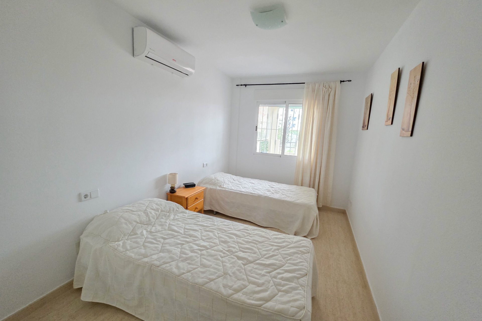 Resale - Apartment / Flat * - Villamartin * - Villamartín * 