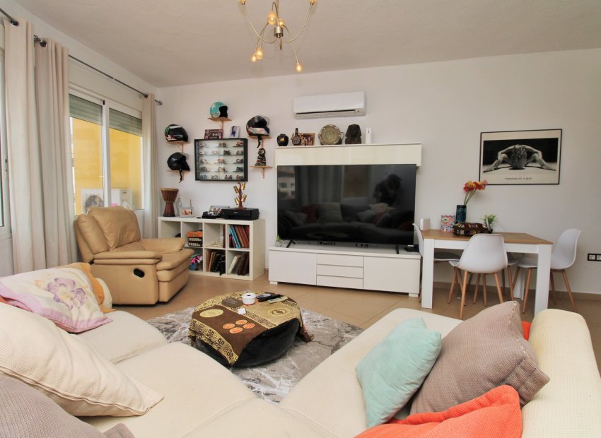 Resale - Apartment / Flat * - Villamartin * - Villamartín * 