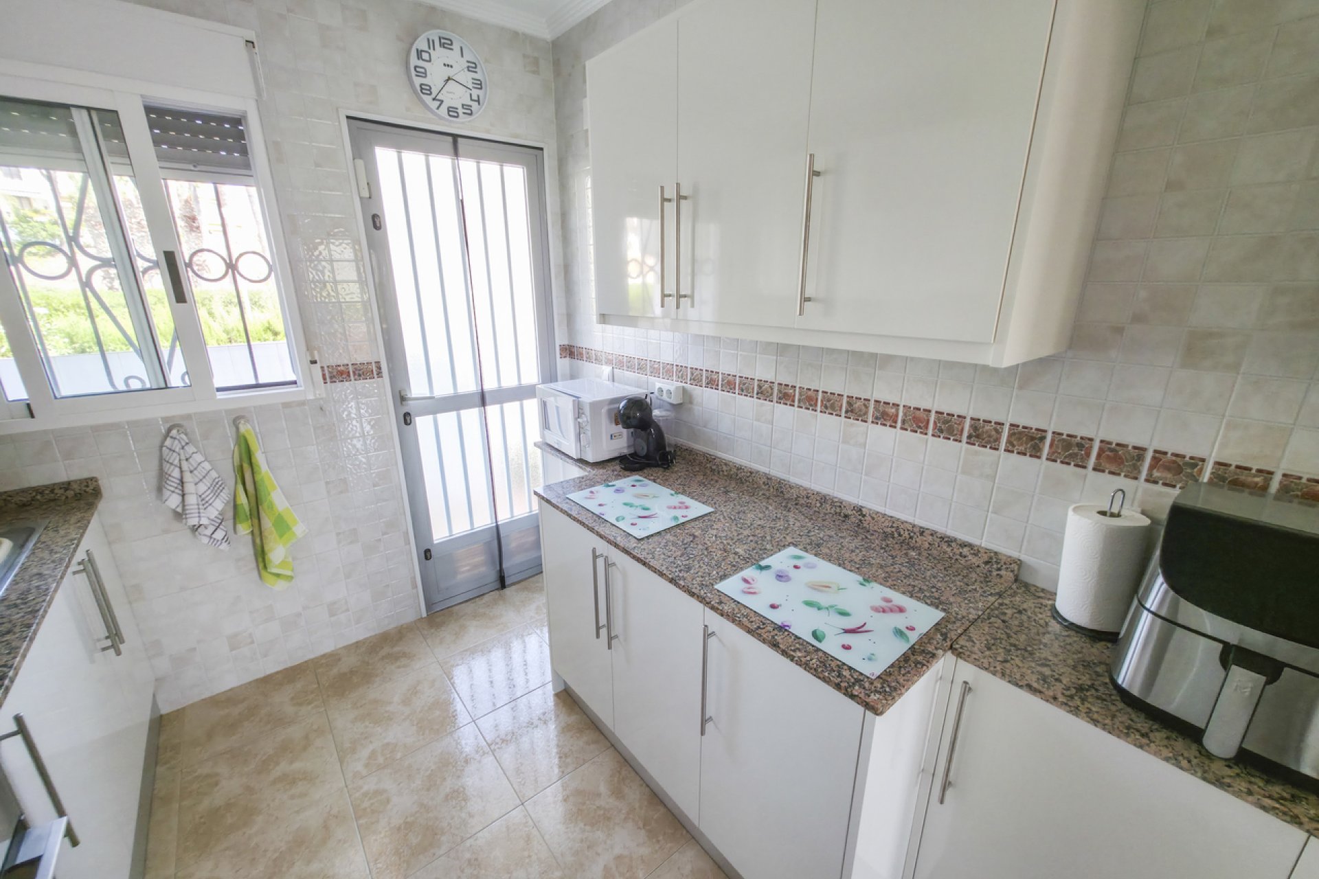 Resale - Apartment / Flat * - Villamartin * - Villamartín * 